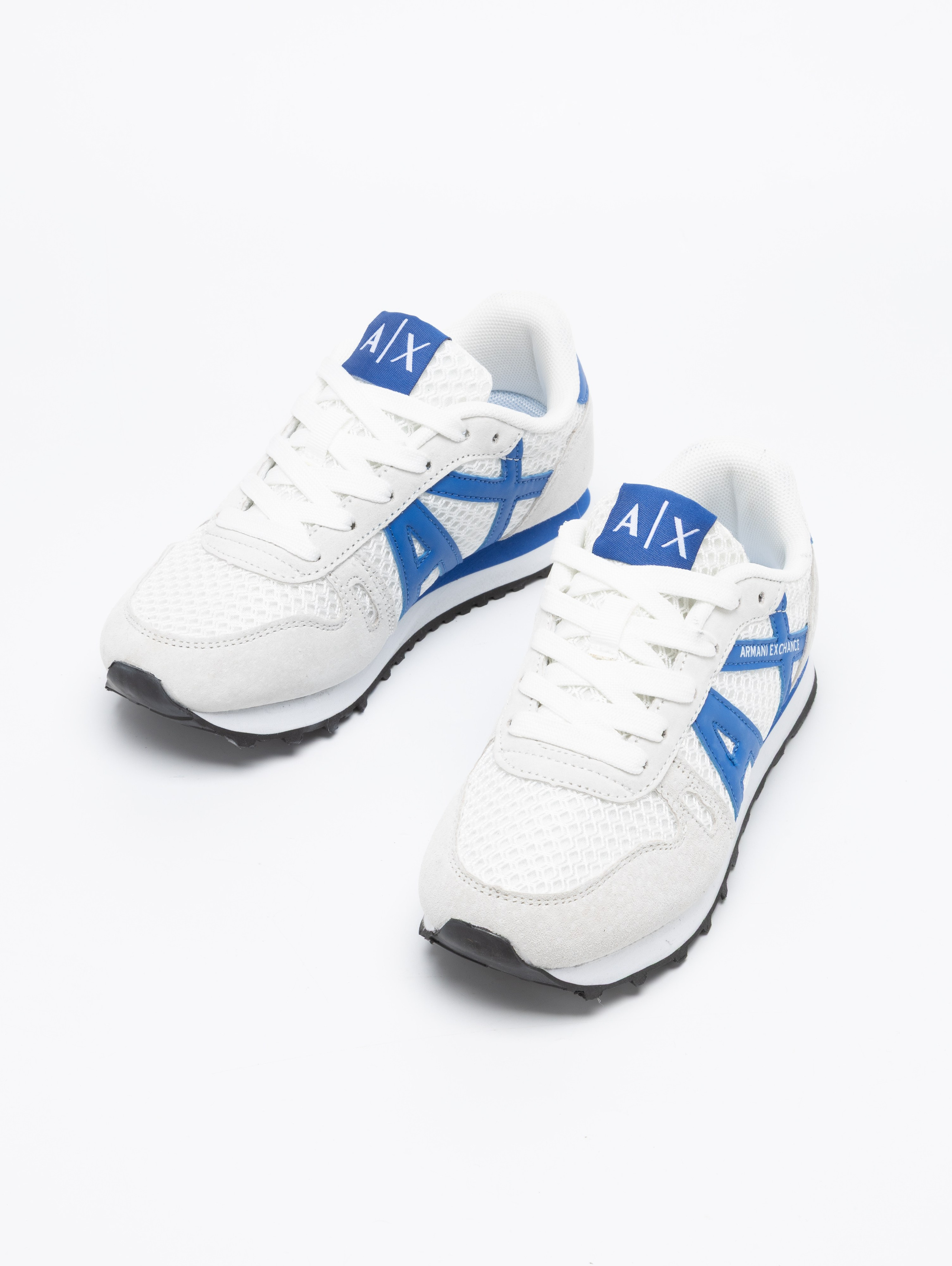 Съёмка обуви. Предметная фотосъемка в Алматы. Студия фото и видео съемки товаров