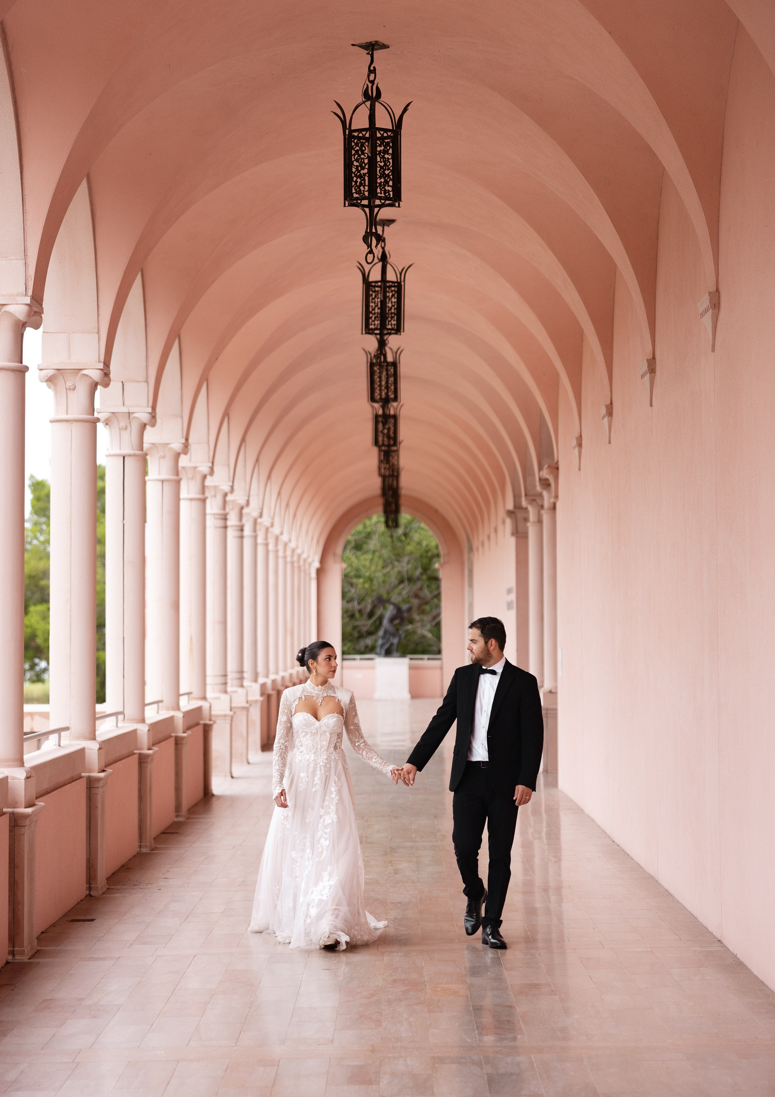 Intimate Elopement photoshoot. Ringling. Photographer Anastasia Nagibina