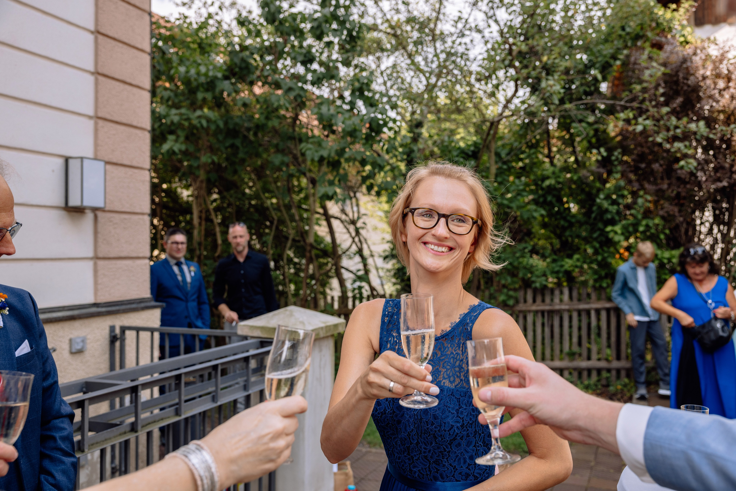 Sandra und Kevin: Standesamt Unterföring und Friedensengel. Hochzeitsfotograf München Taufe Familienfotograf Tanja Mauke