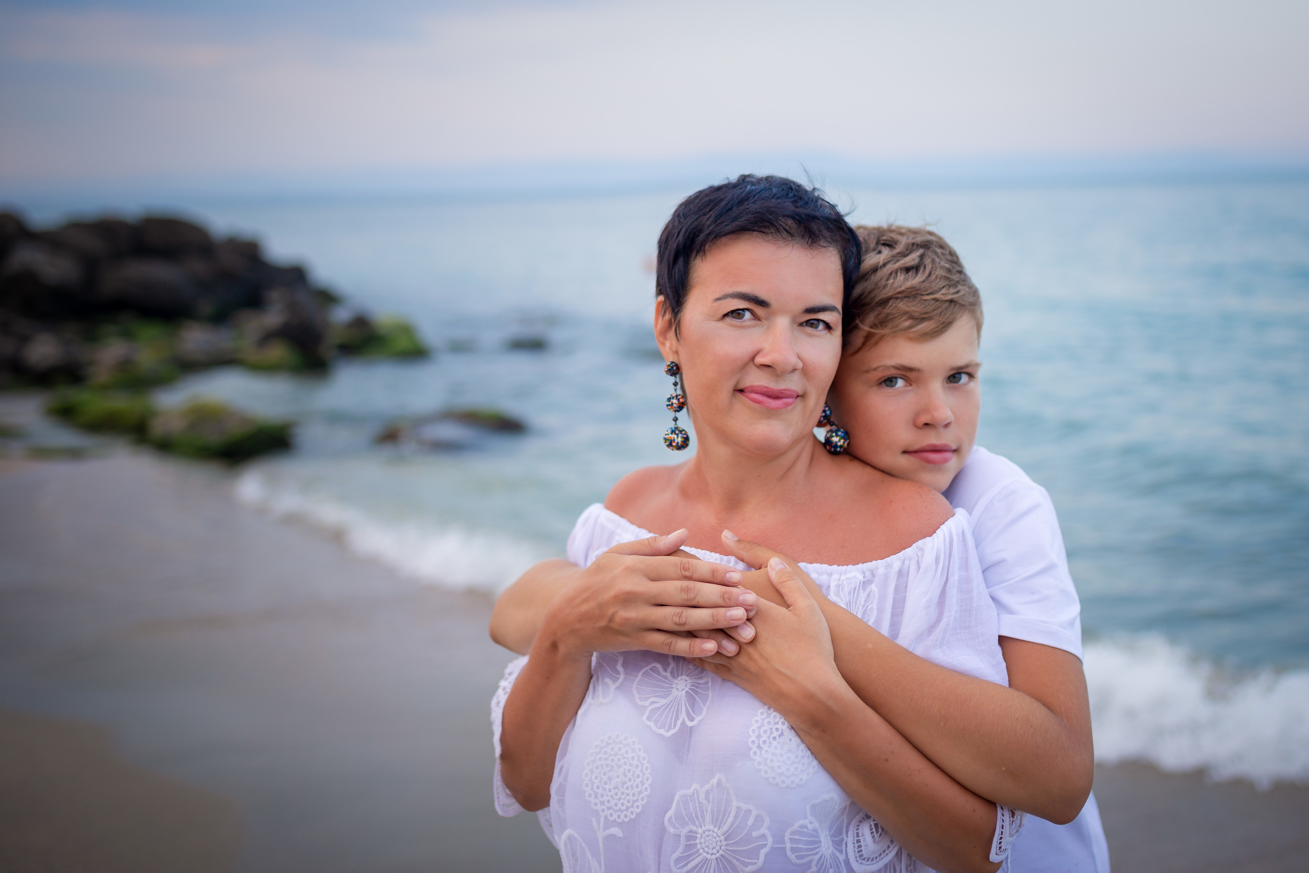 Мамо и Аз. Фотограф Бургас. Фотосесии в студио и на открито, портрети, заснемане