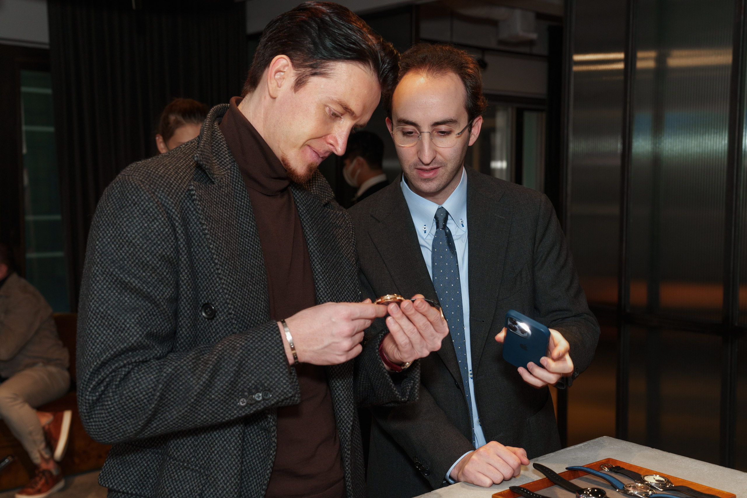 WATCHBOX. ФОТОГРАФ В ГОНКОНГЕ (СВАДЬБЫ, FASHION, СЕМЕЙНЫЕ, МЕРОПРИЯТИЯ, ФОТОПРОГУЛКИ)