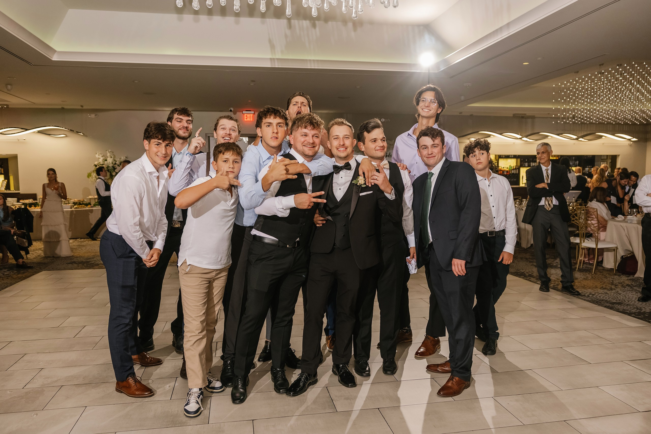 09.06.2025 Wedding. Wedding family event photographer in Chicago Nick Yushevich