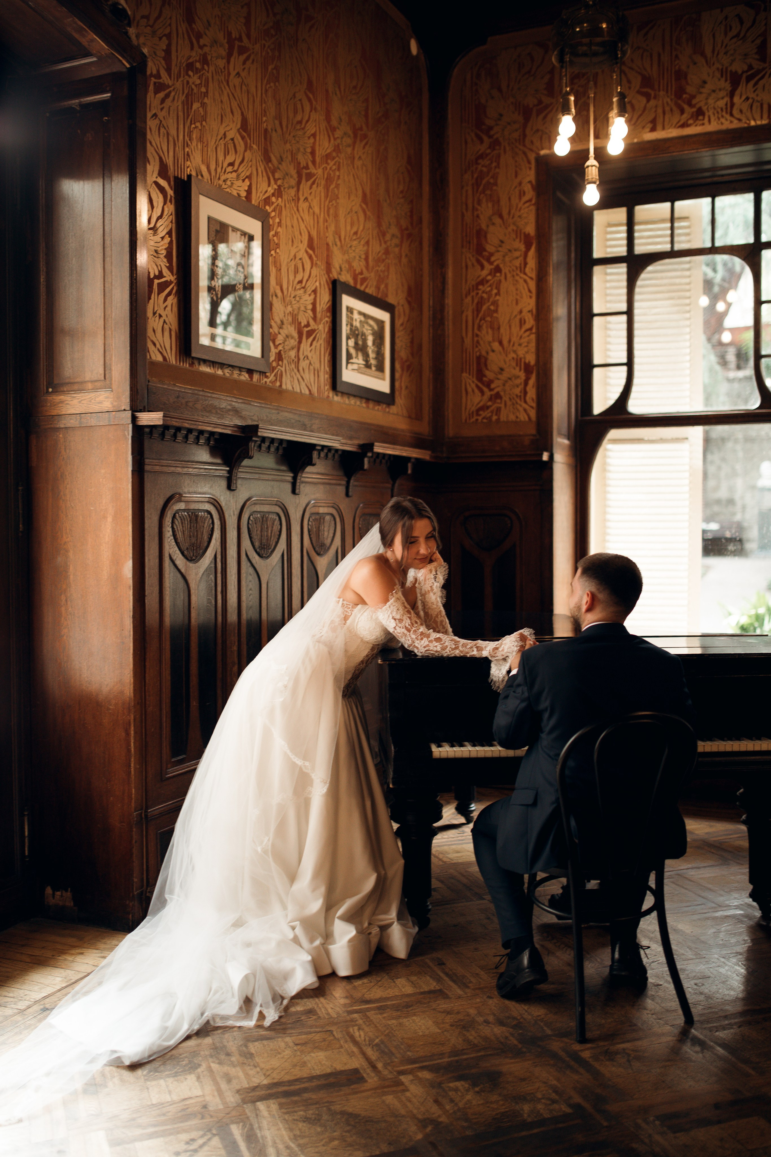 Денис & Каріна. Wedding photographer in Georgia