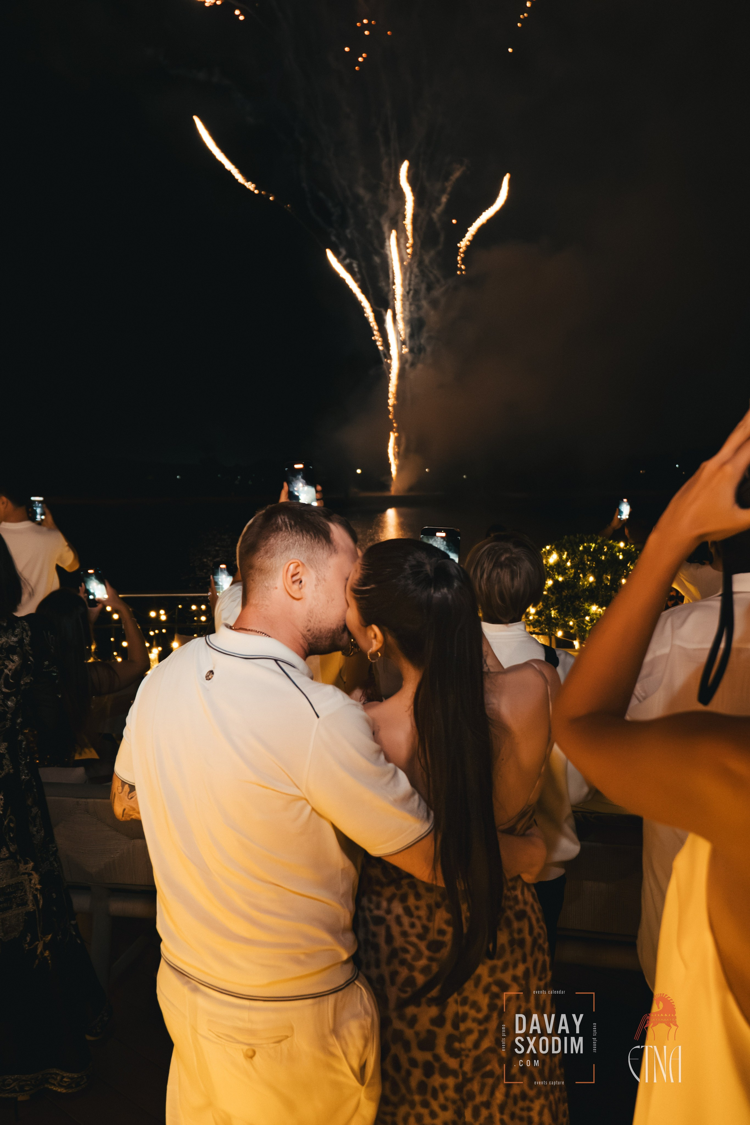 Новогодняя вечеринка | Фоторепортаж | Афиша | DAVAYSXODIM.com PHUKET. АФИША|ФОТОРЕПОРТАЖИ|ИВЕНТЫ|ПХУКЕТ