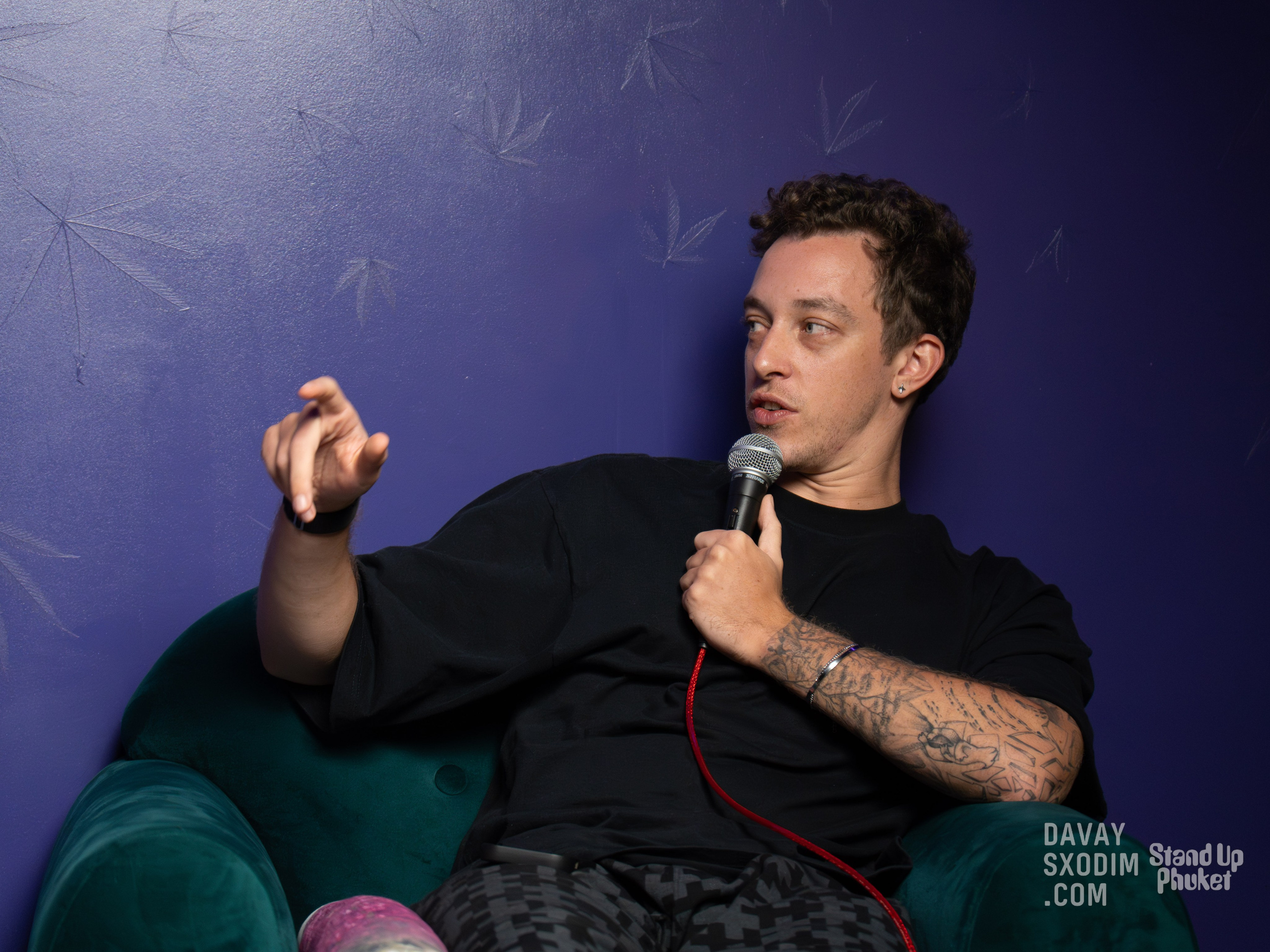 Standup-шоу «Тай-Болтай» | Фоторепортаж | Афиша | DAVAYSXODIM.com PHUKET. АФИША|ФОТОРЕПОРТАЖИ|ИВЕНТЫ|ПХУКЕТ