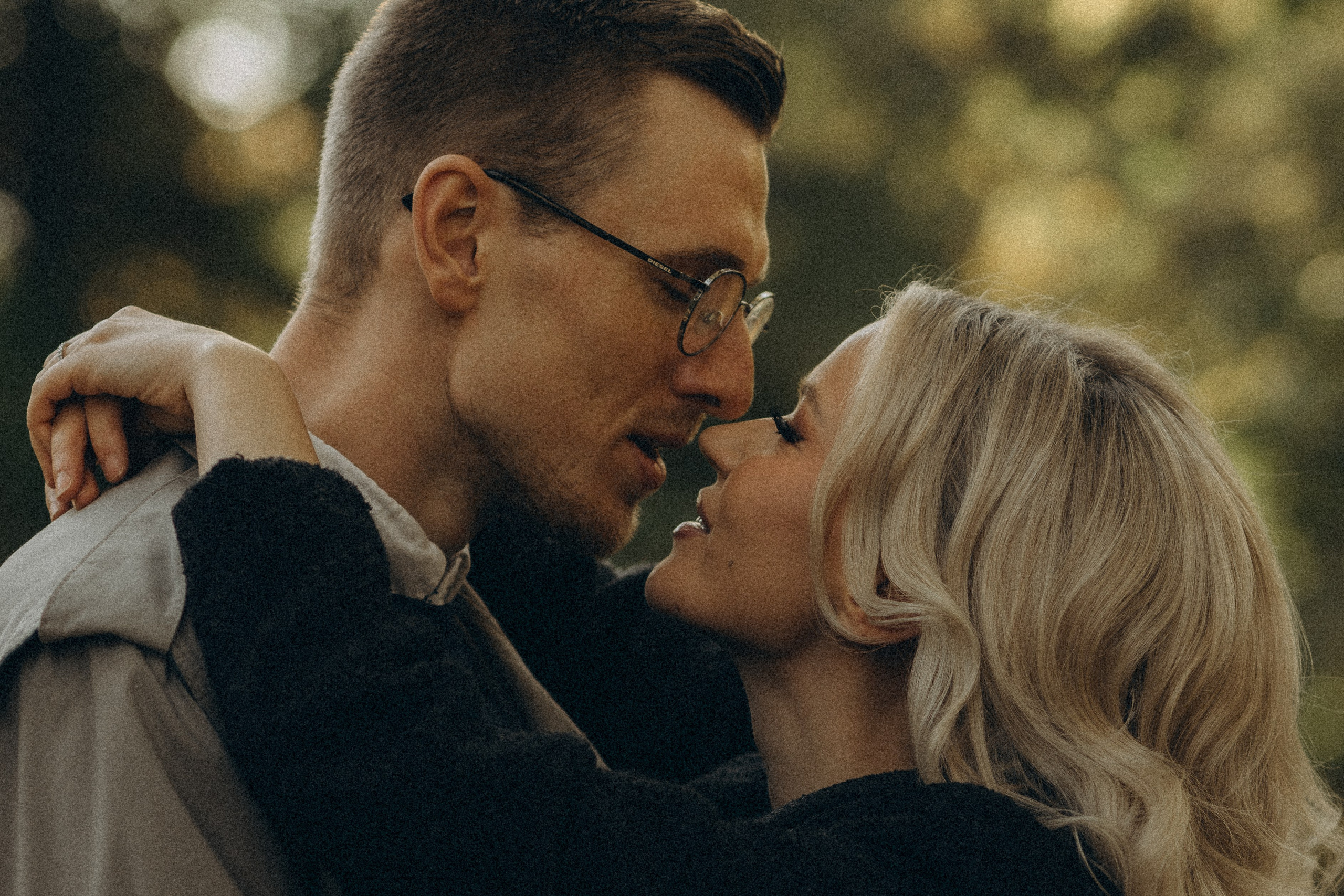 J&A. Wedding and portrait photographer in Helsinki Vickan O