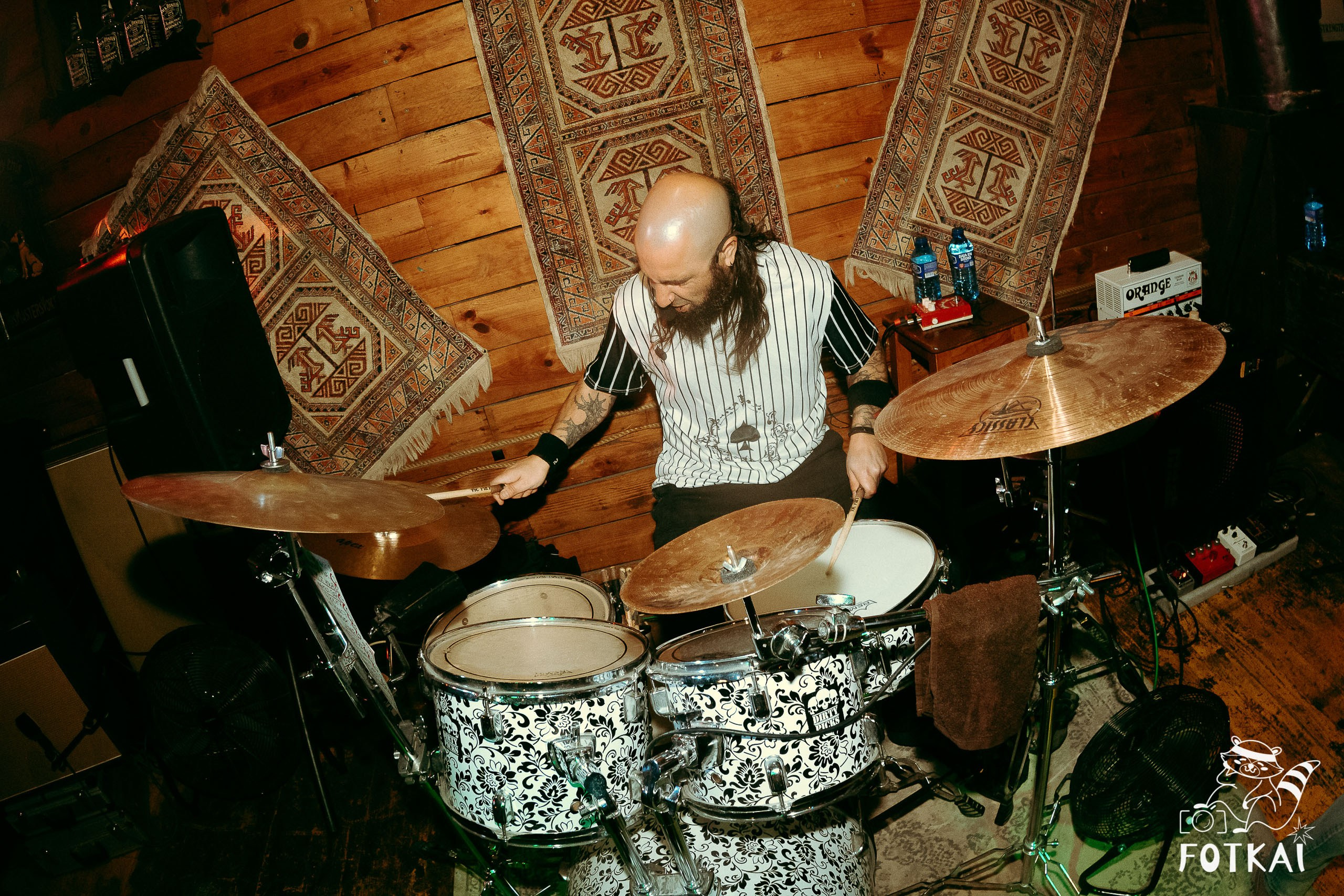 Dirty Picks en El Paso Bar Torrevieja: fotorreportaje punk y garage rock · 24 de enero | FOTKAI