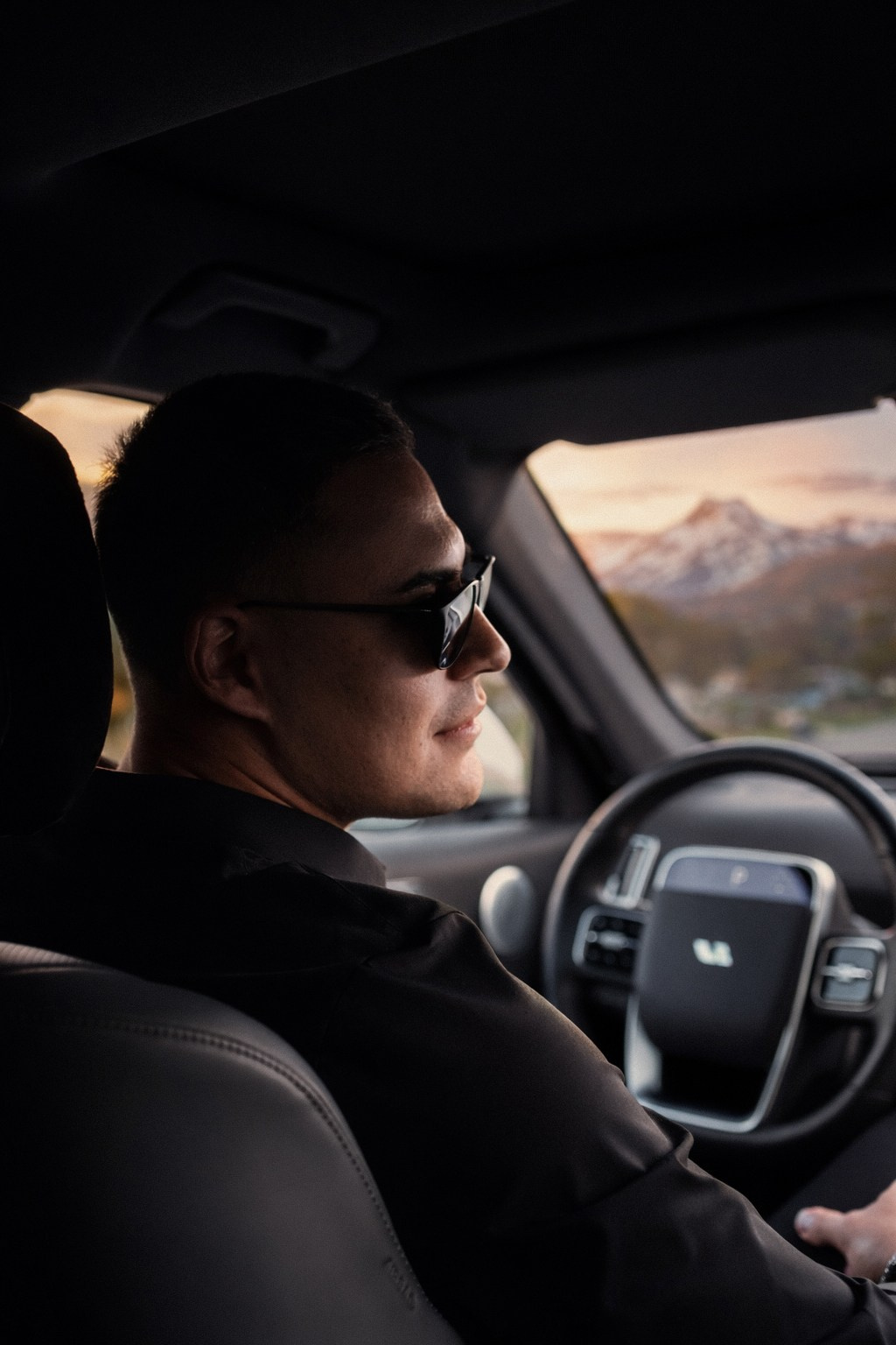 Цветокоррекция. Аяна Крапивкина — профессиональная ретушь и AI-визуал