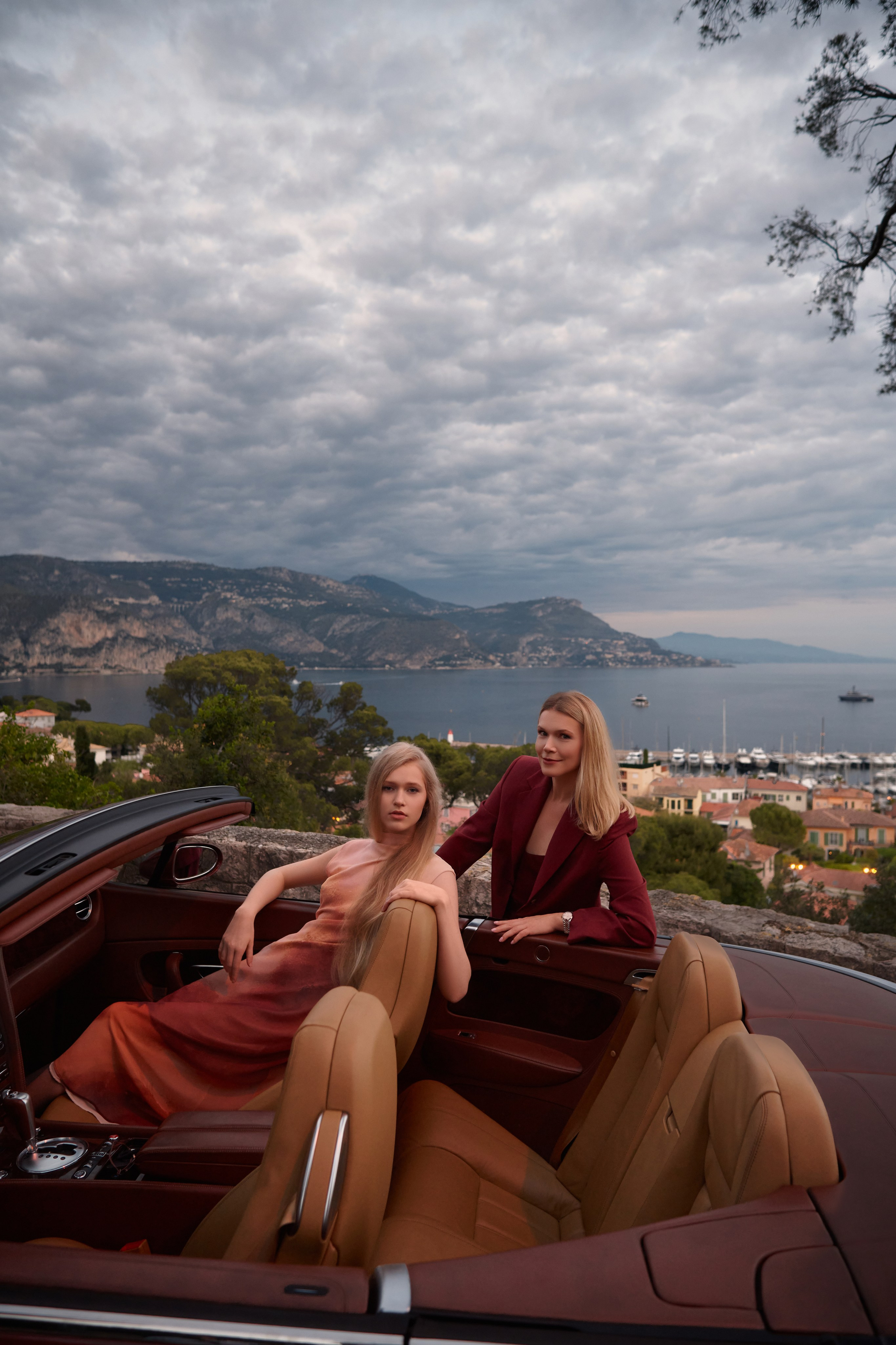 Alina & Anjelika Photoshoot in Beaulieu-sur-Mer – Exclusive Album | Alisa Postnykova. Portrait & Fashion Photographer | Сannes, Paris, Monaco, Dubai, Kyiv — - Alisa Postnykova