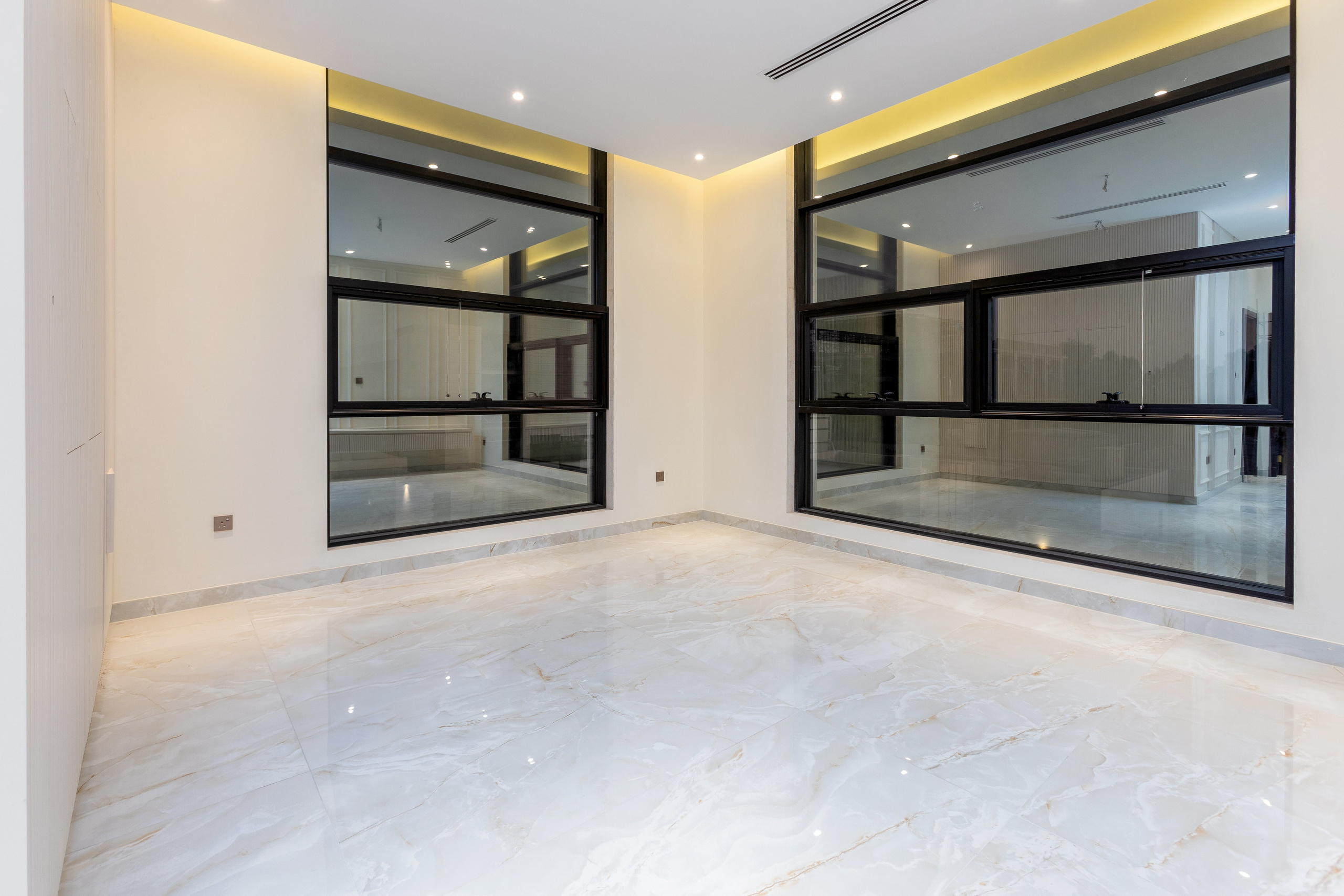 Ned Al Shiba Villa. Samy Mar Boy │Portrait, Automotive and Real Estate Photographer