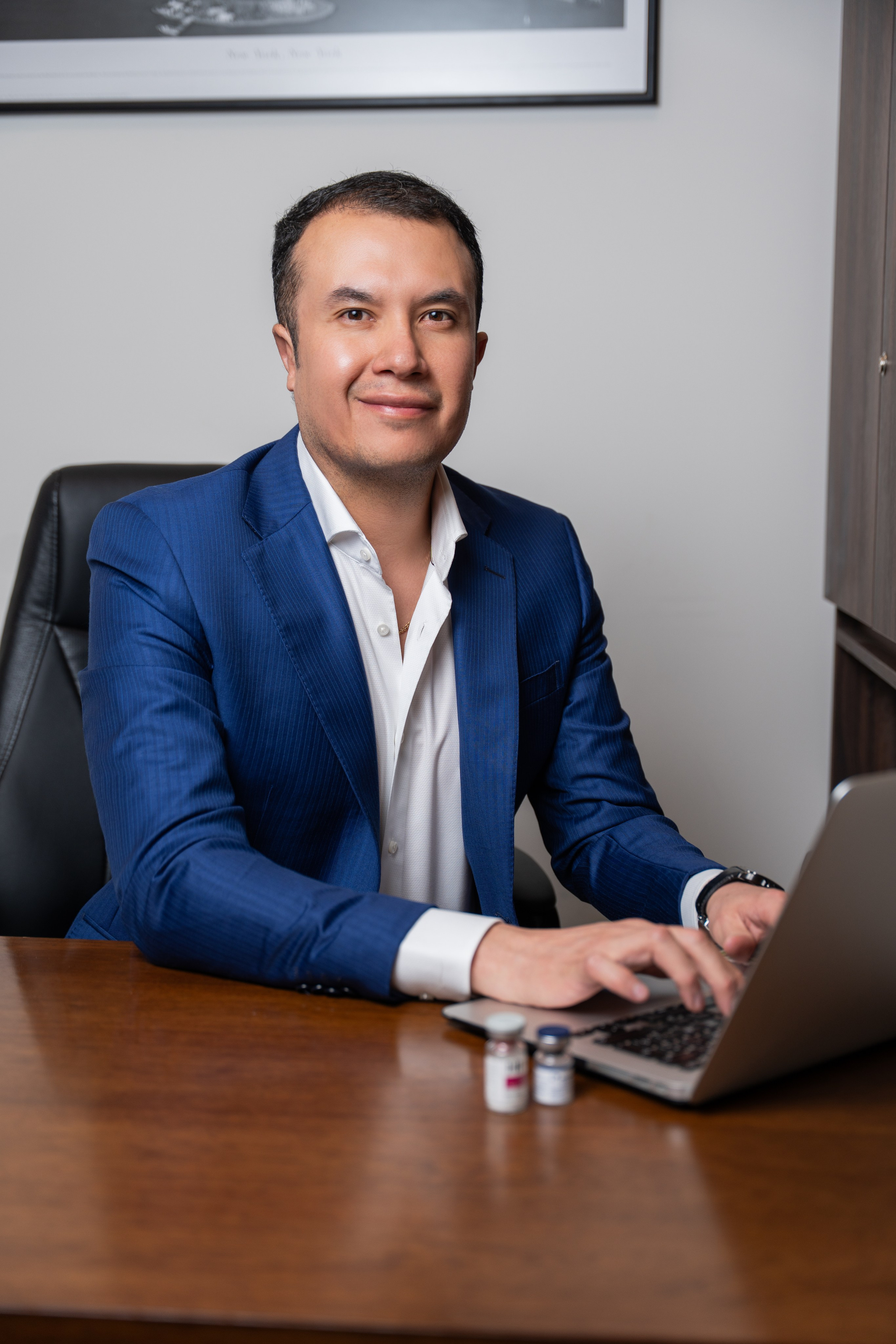 Dr. Ricardo. Miguelsalasfoto