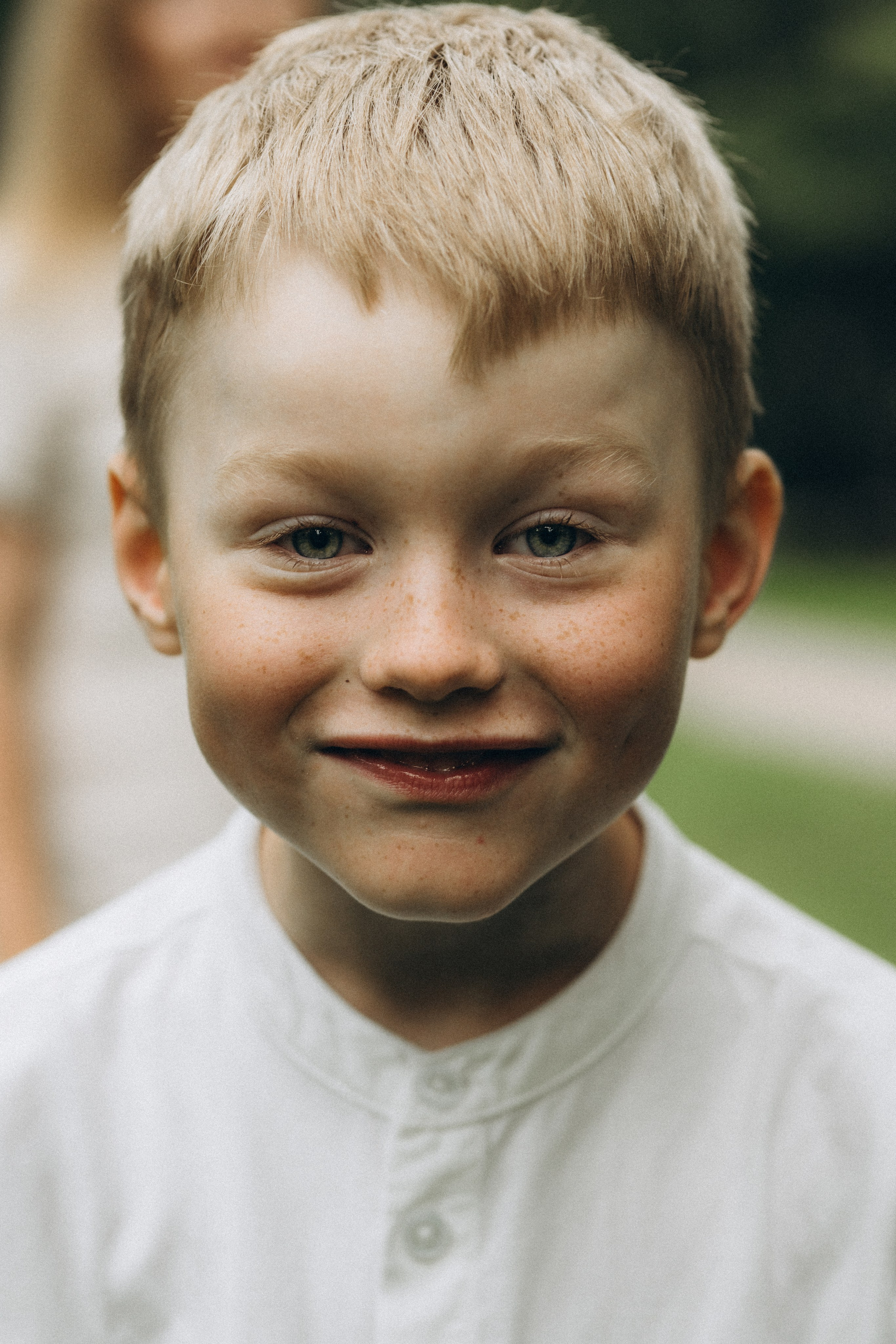 Kaivopuisto. Wedding and potrait photographer in Helsinki Vickan O