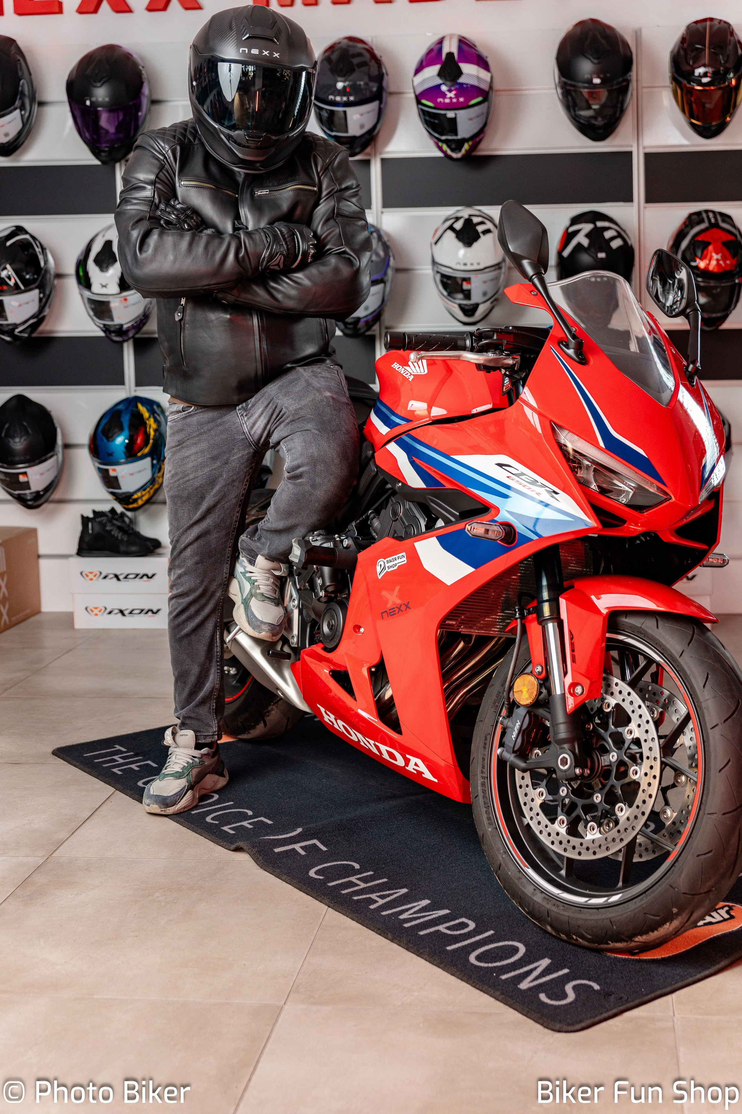 Sesiune foto Biker Fun Shop -Bucuresti Sud. Lucian Dedeu — Fotograf