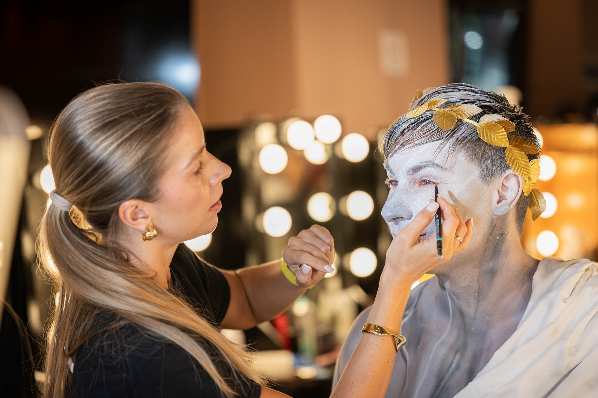 Backstage. One Day Pix | Fashion & Event