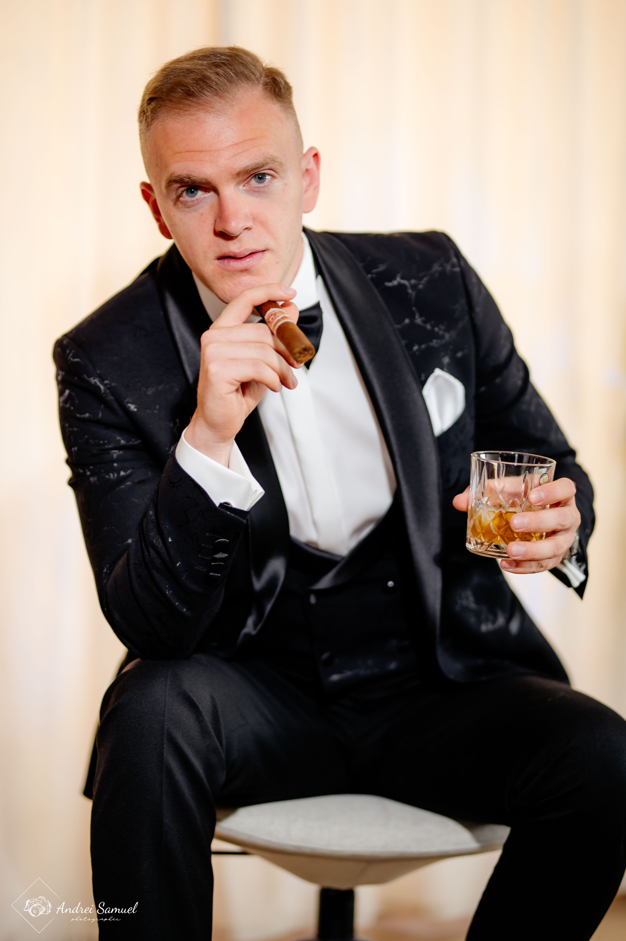 Anca & Daniel. Andrei Samuel – Fotograf București | Evenimente, Studio, Imobiliare, Produs