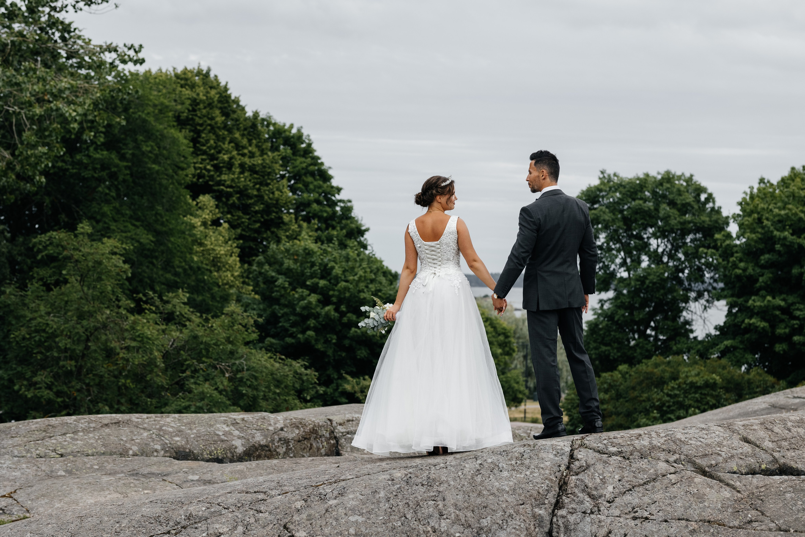 Häätarina Kaivopuistossa. Valokuvaaja Lahti, Helsinki Elena Salonen