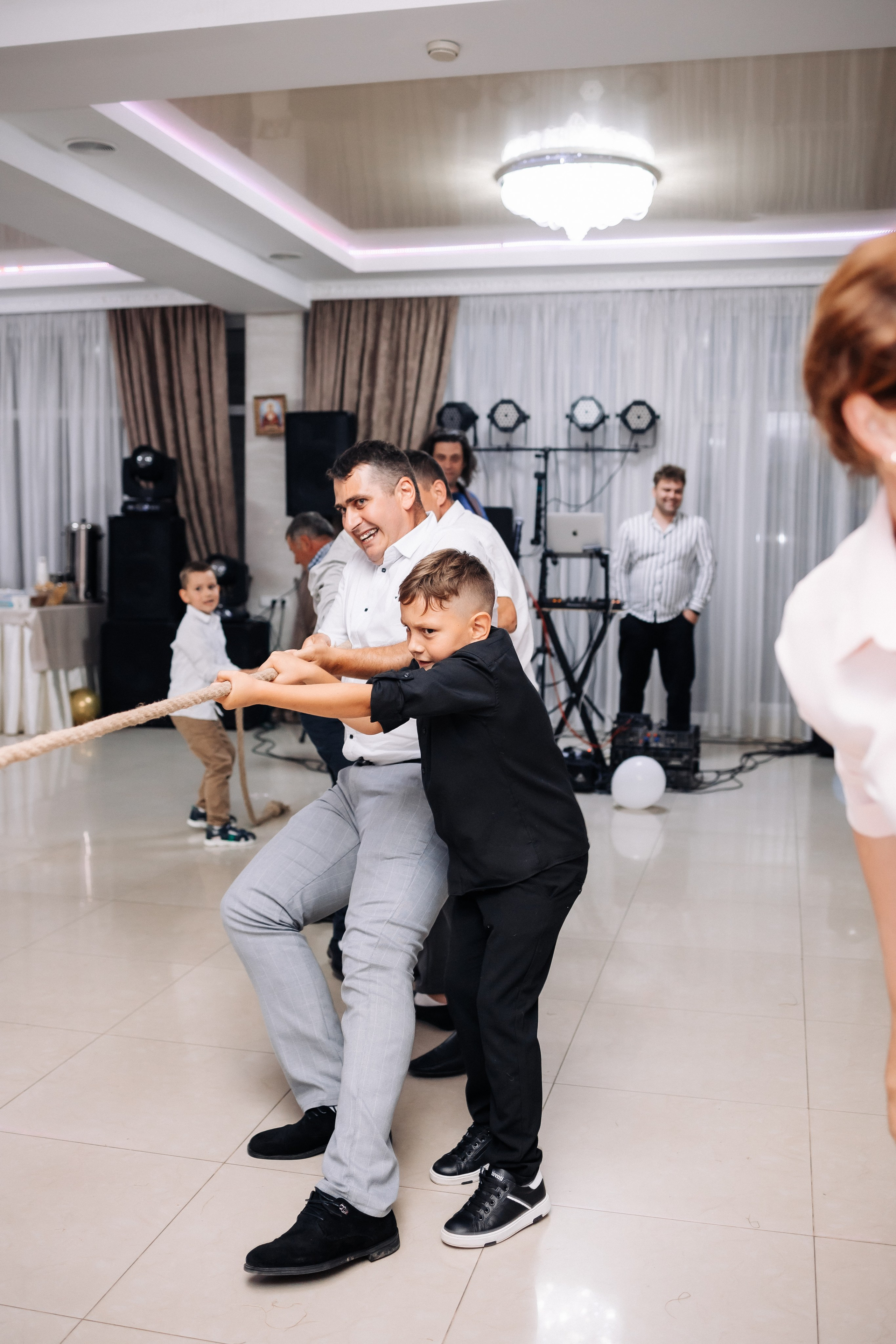 Marius & Amelia. Fotograful evenimentului tău