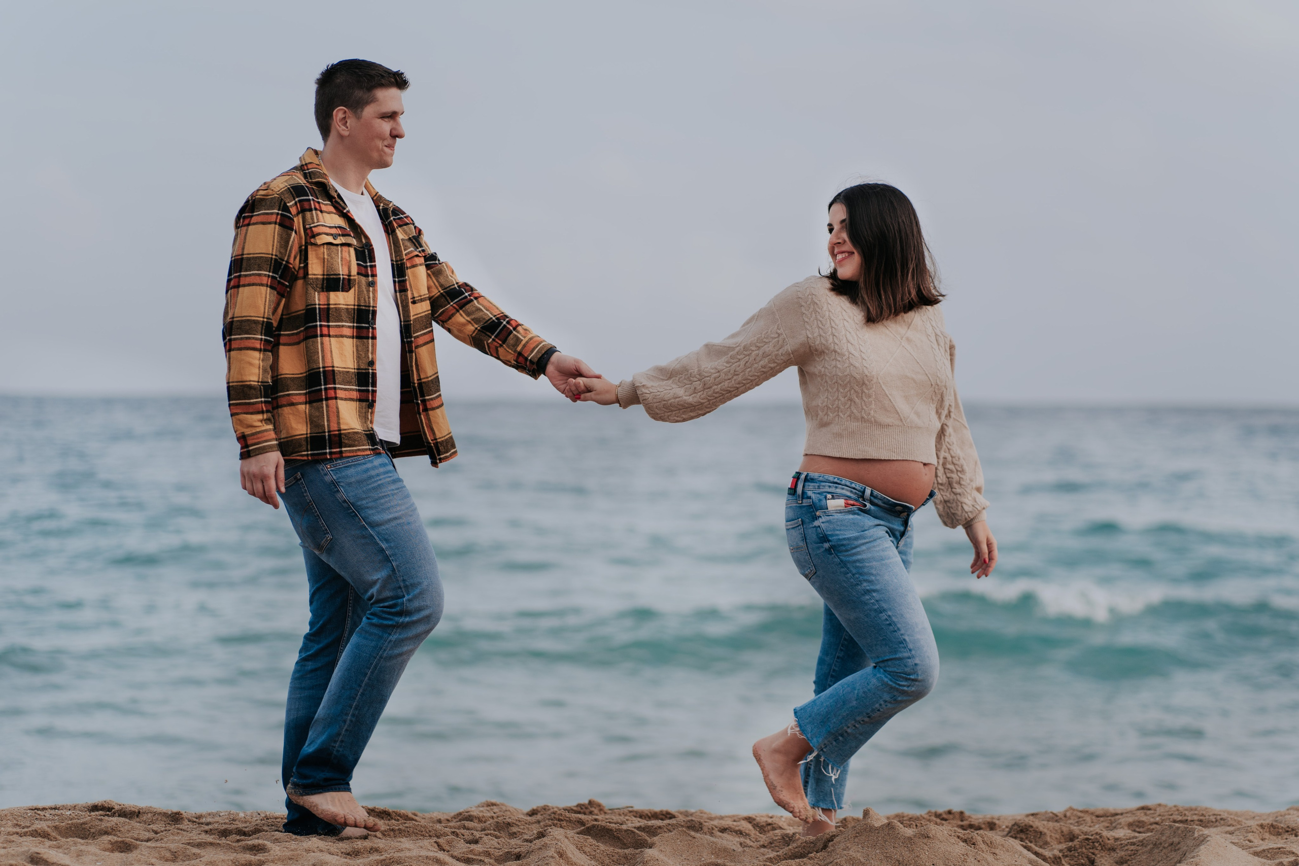 Maternity Barcelona. DiaFoto — Wow Photographer in Barcelona | Premium Barcelona Photoshoot Experience