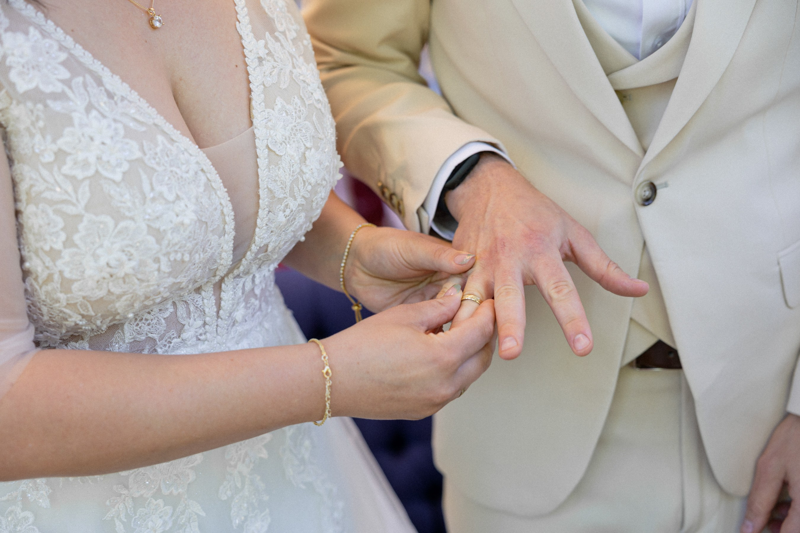 Standesamt Herford & Hücker Moor Teich – Natürliche Hochzeitsfotos & Emotionale & Reportagen. Hochzeitsfotografin in Gütersloh | Authentische Hochzeitsreportagen | TK Photographie