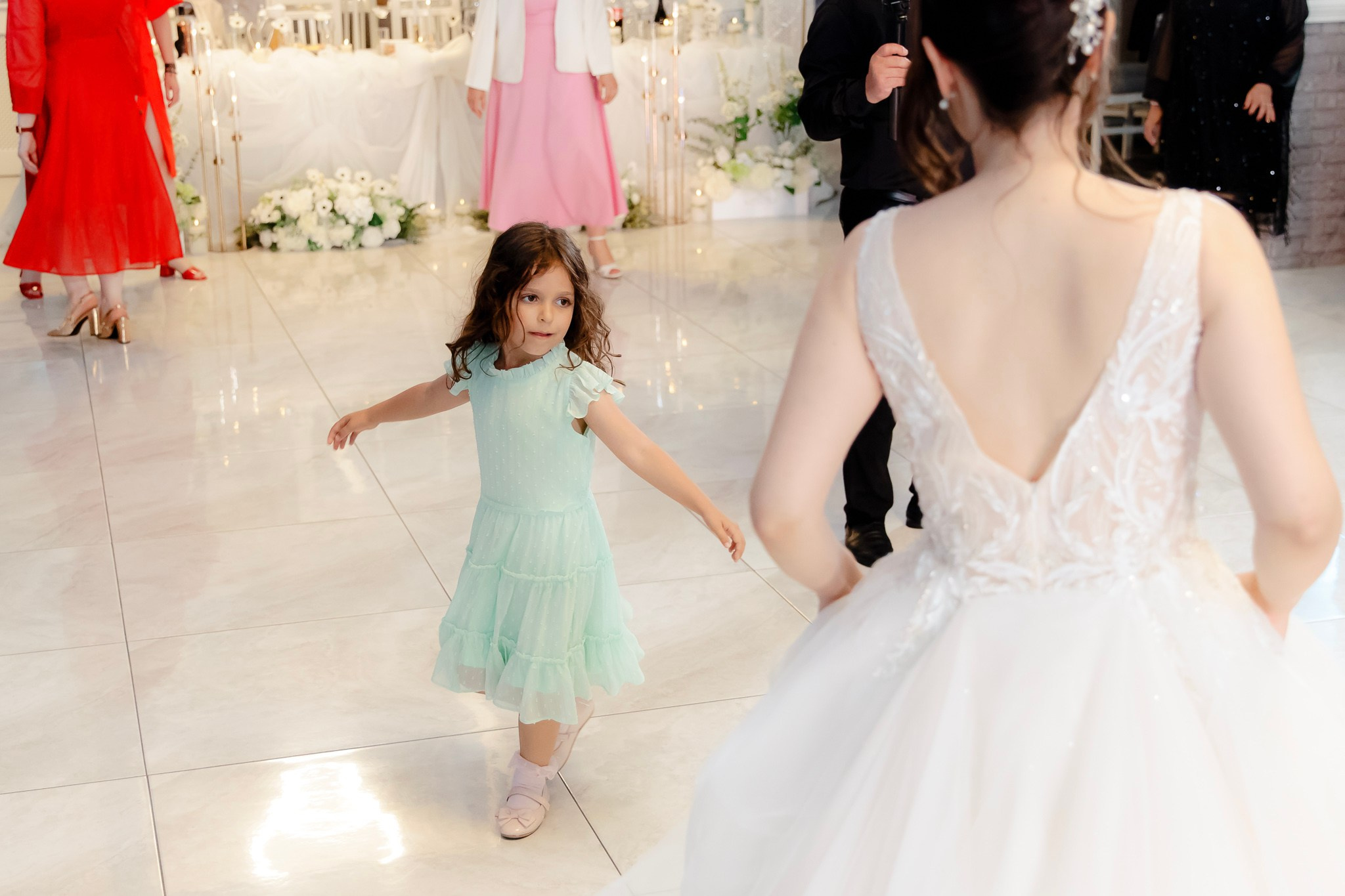 Ioana & Ionuț | Nuntă de poveste la Păstrăvăria Poiana din Mălini județul Suceava. Servicii foto-video profesionale, pentru momente de neuitat