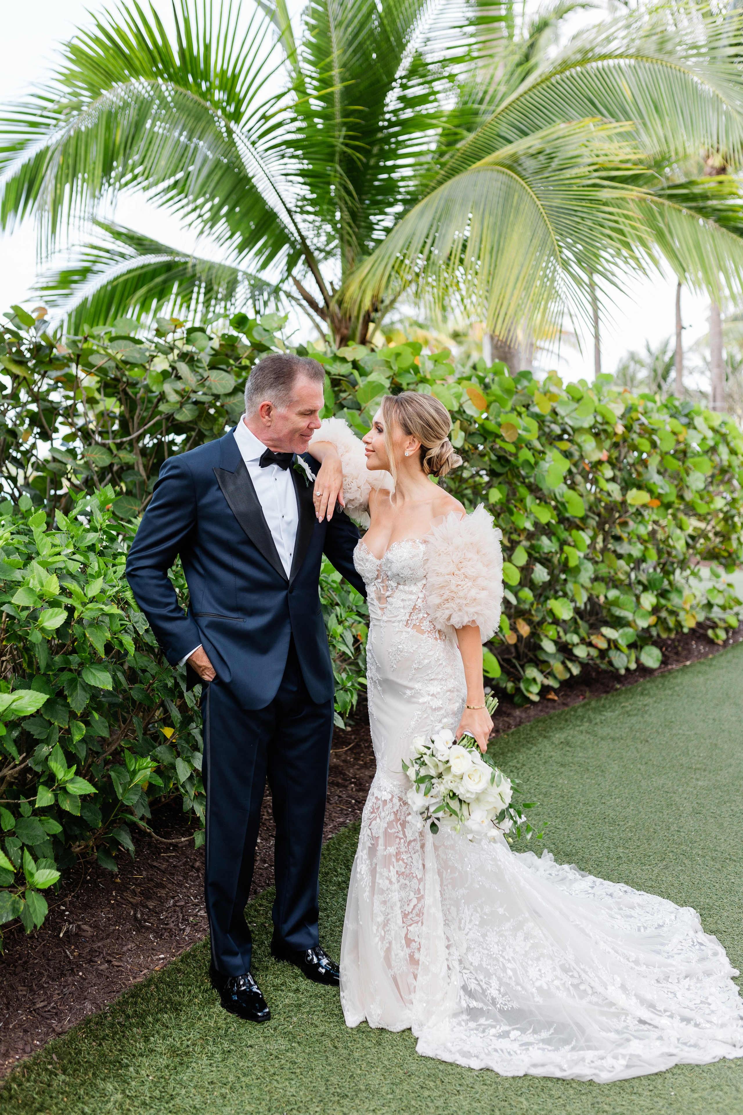 Diana and Filippe Bahamas Wedding. Family and Event photographer in Homestead and Miami areas of Florida