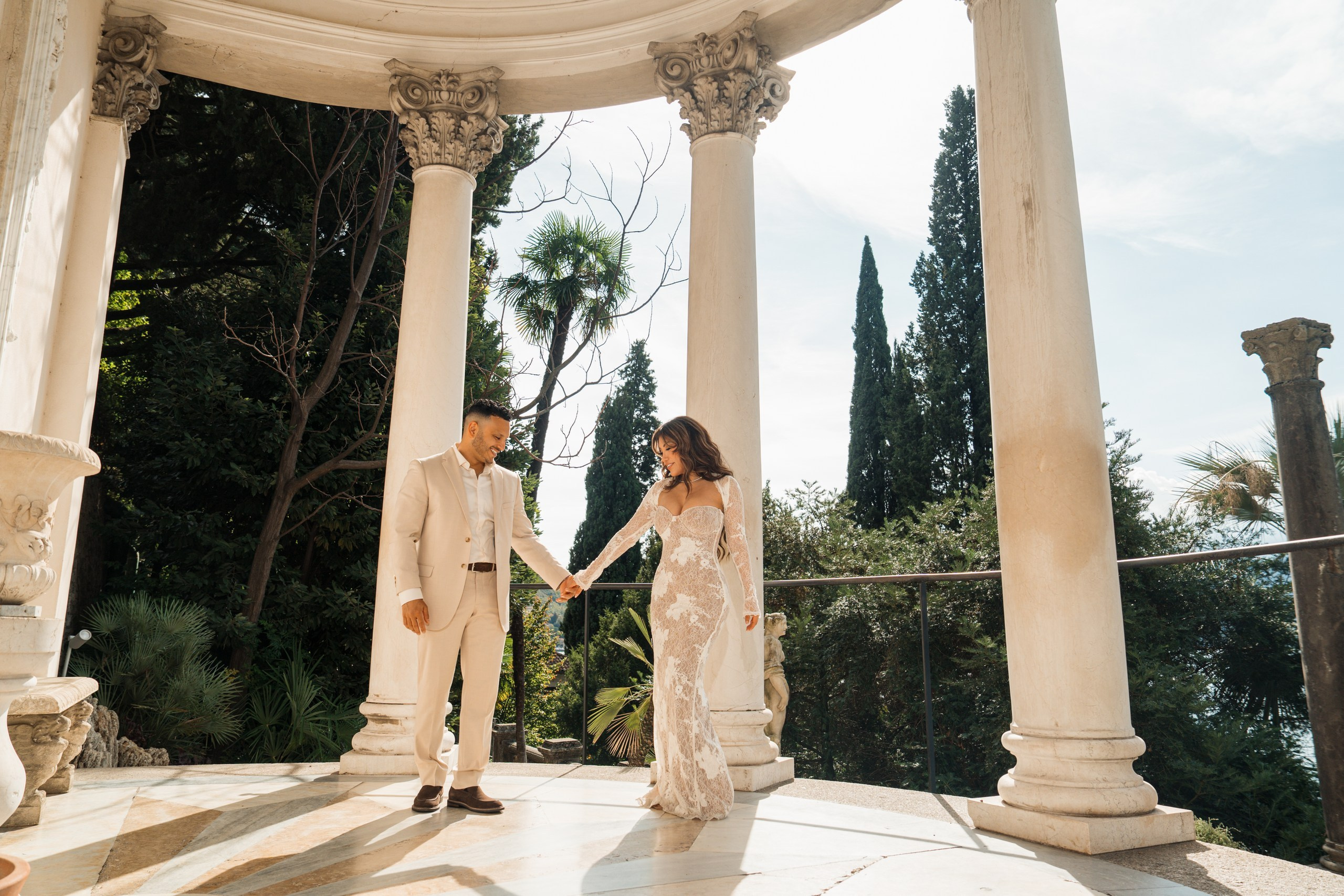 Villa Monastero + boat proposal. Wedding Photographer Lake Como Ferrari Media Production
