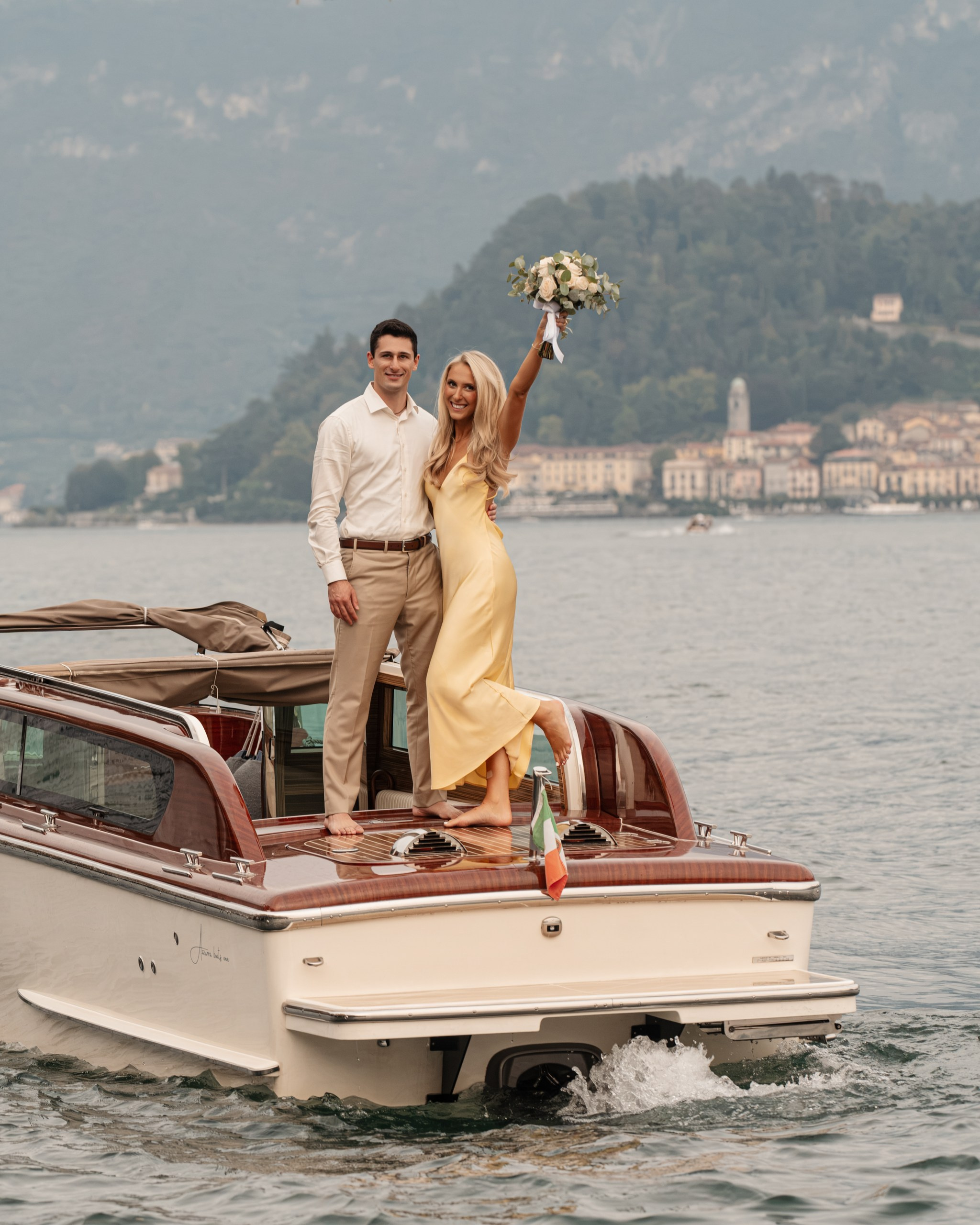 Boat proposal. Fotografo matrimonio Lago di Como Ferrari Media Production