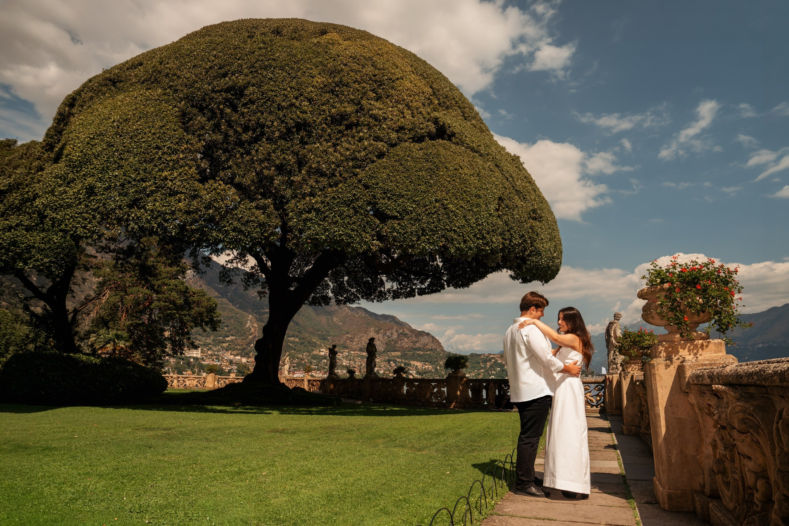 Villa Del Balbianello. Wedding Photographer Lake Como Ferrari Media Production