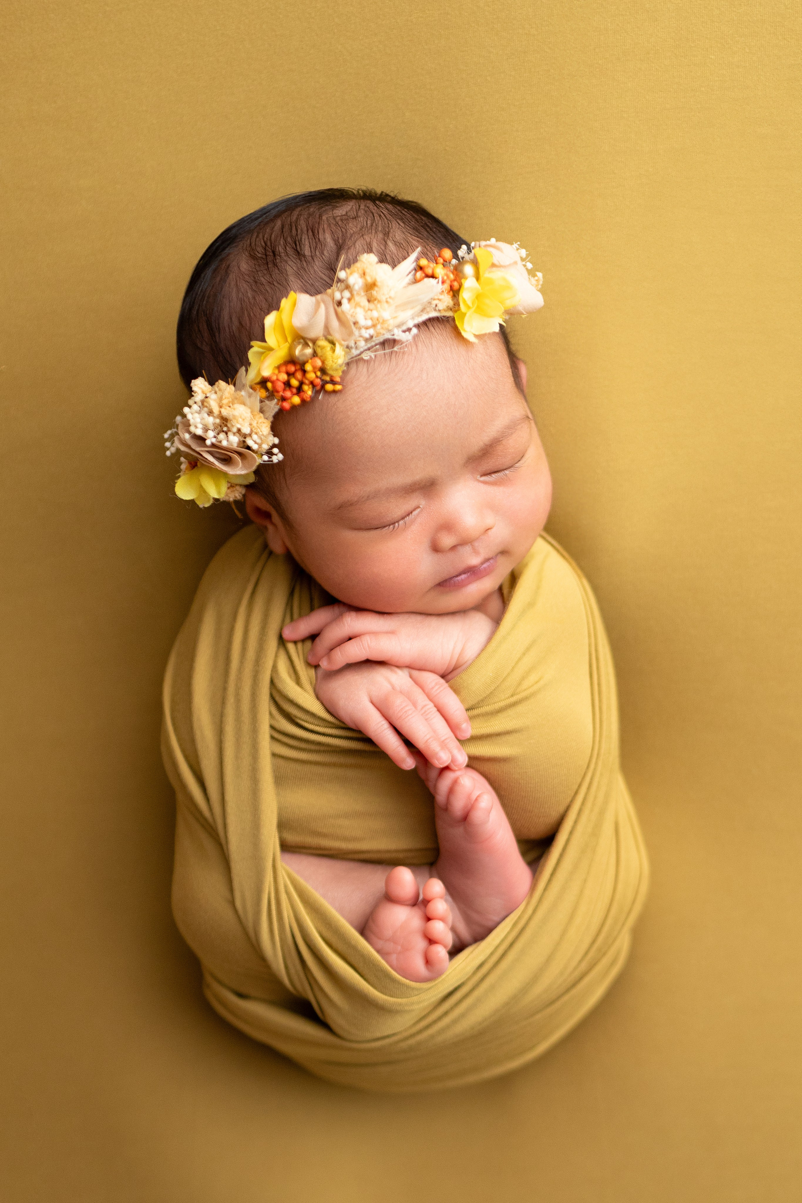 Newborn Classic. Mary Newborn Photo