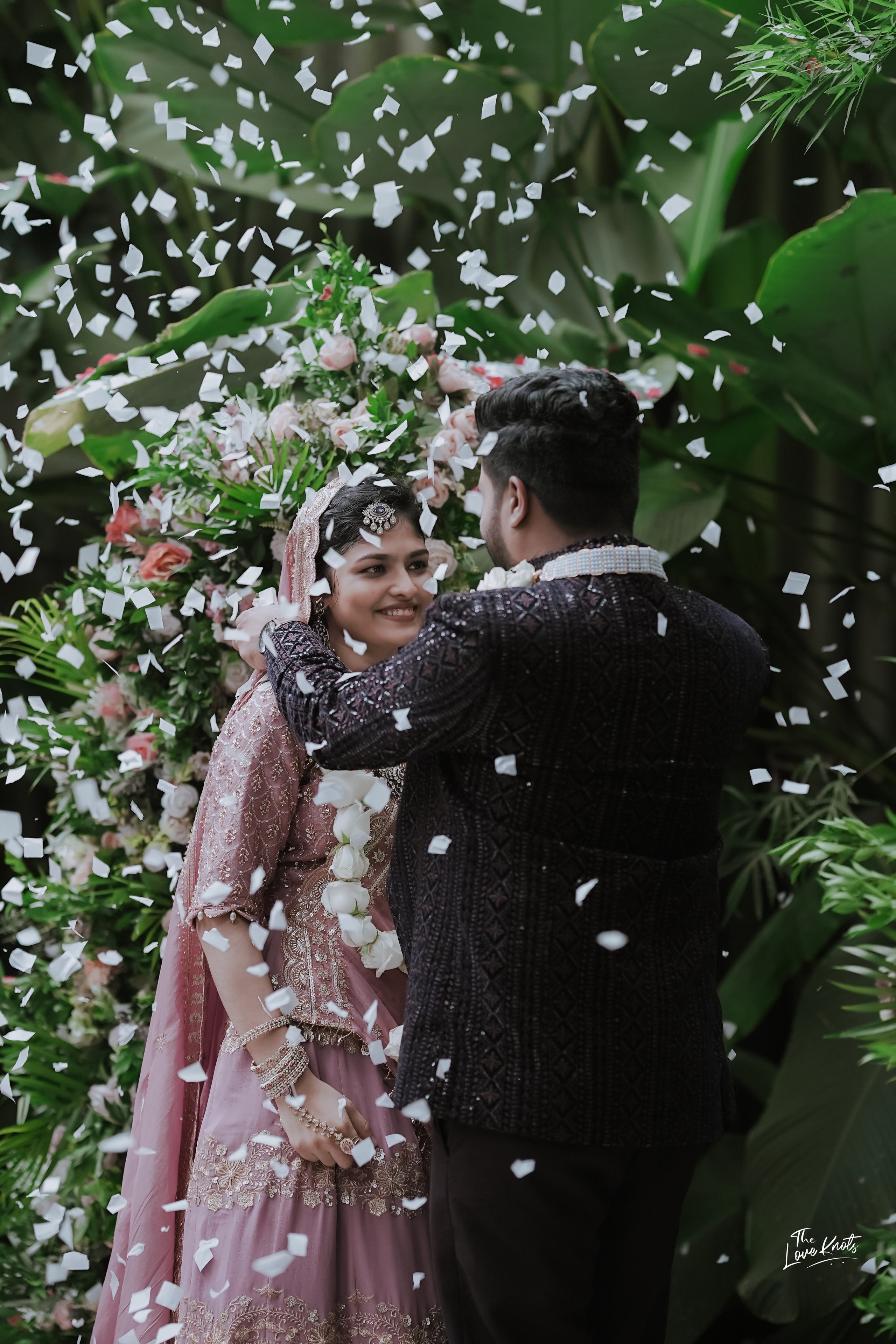 SHIBIL / RISLA. Theloveknots