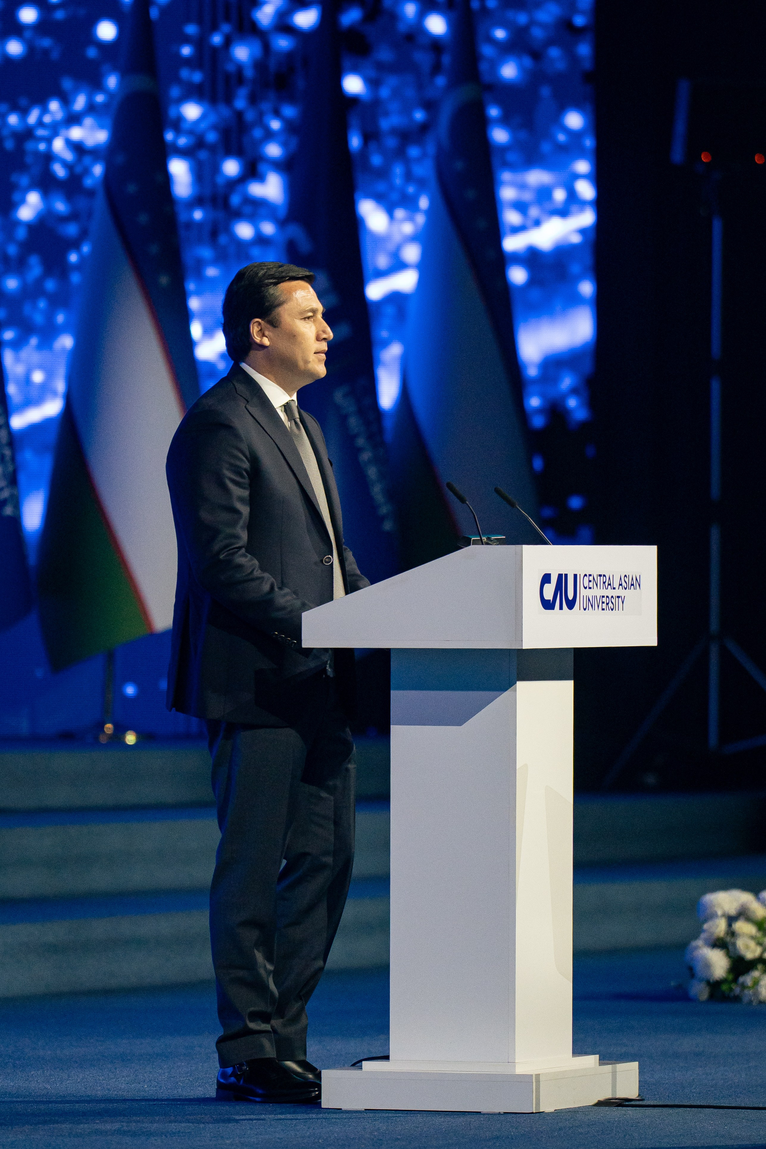Как Central Asian University провёл одну из самых ярких выпускных церемоний. Георгий Намазов | Фотограф в Ташкенте