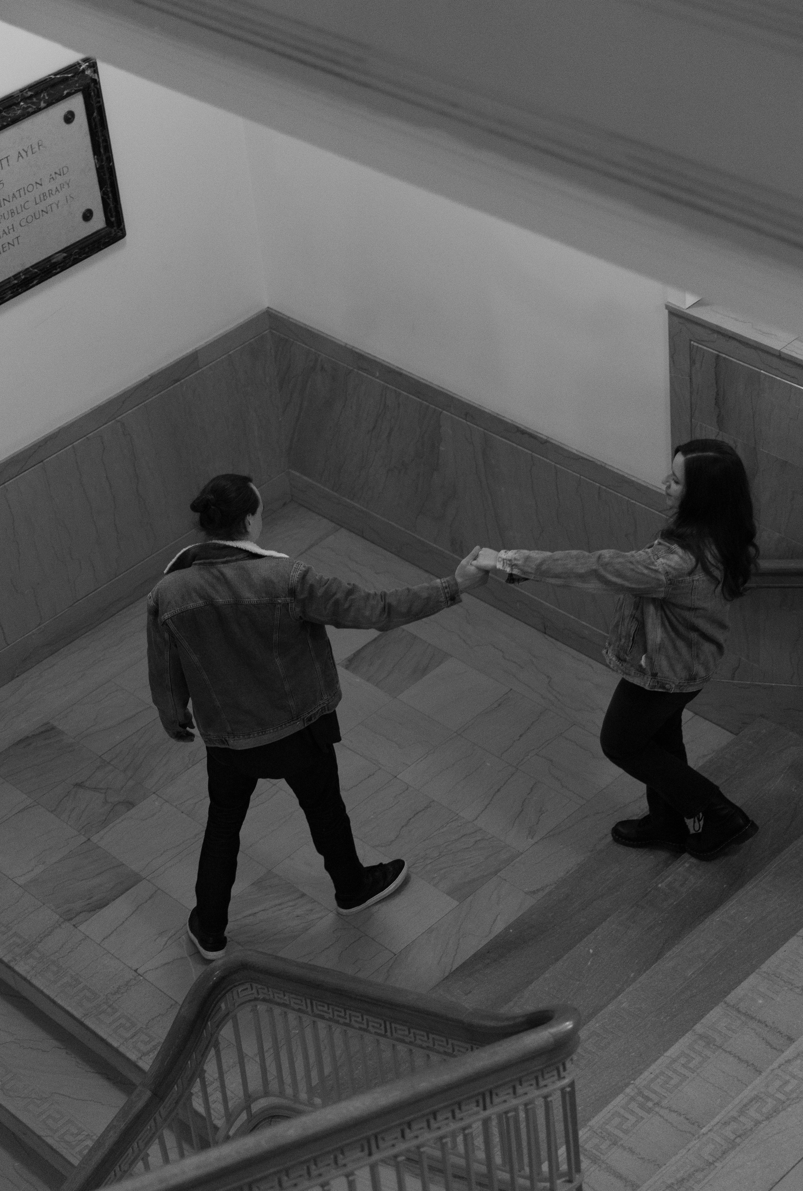 Library Portland. Family and Wedding photographer