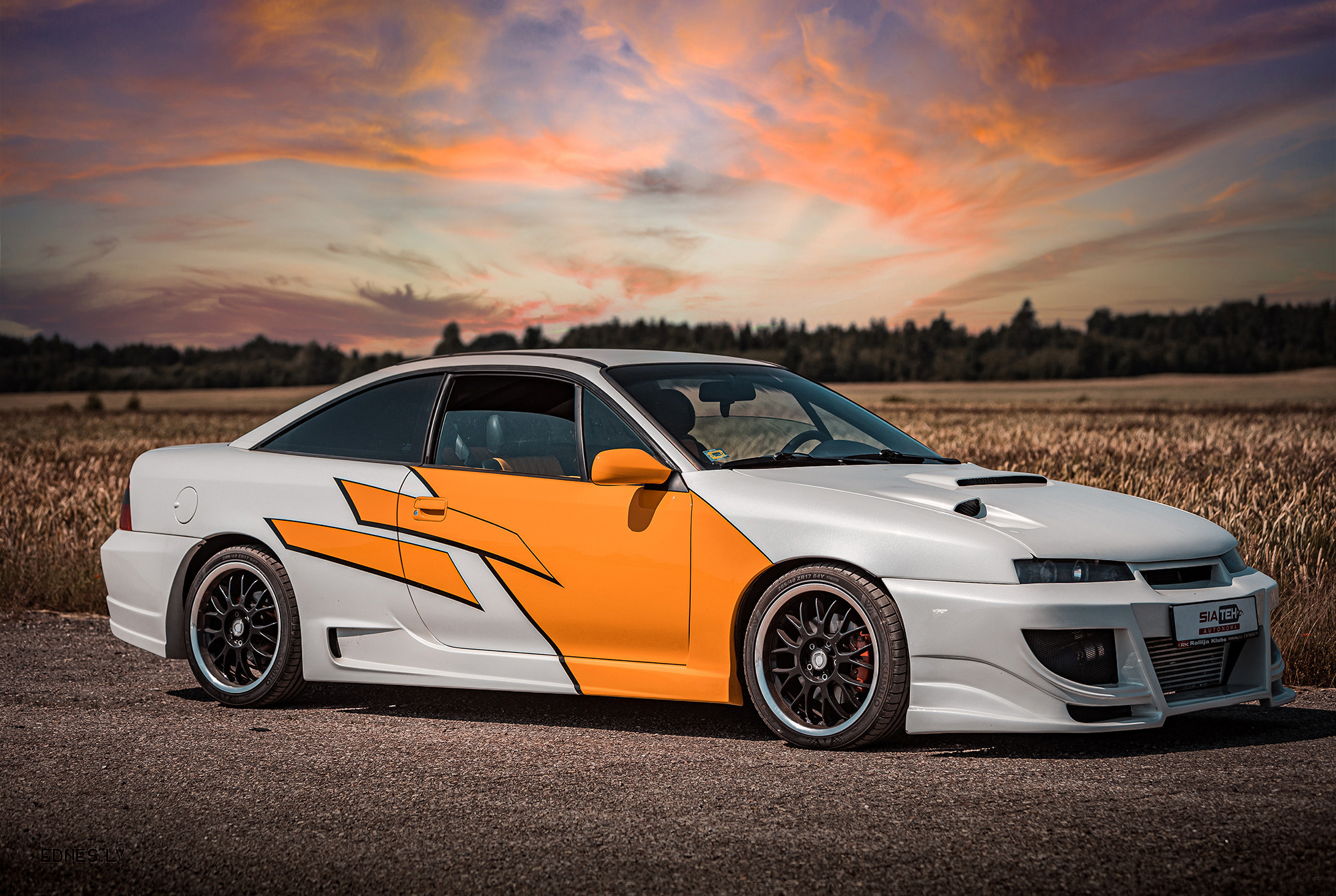 Opel Calibra. Photographer Eduard Nesterov