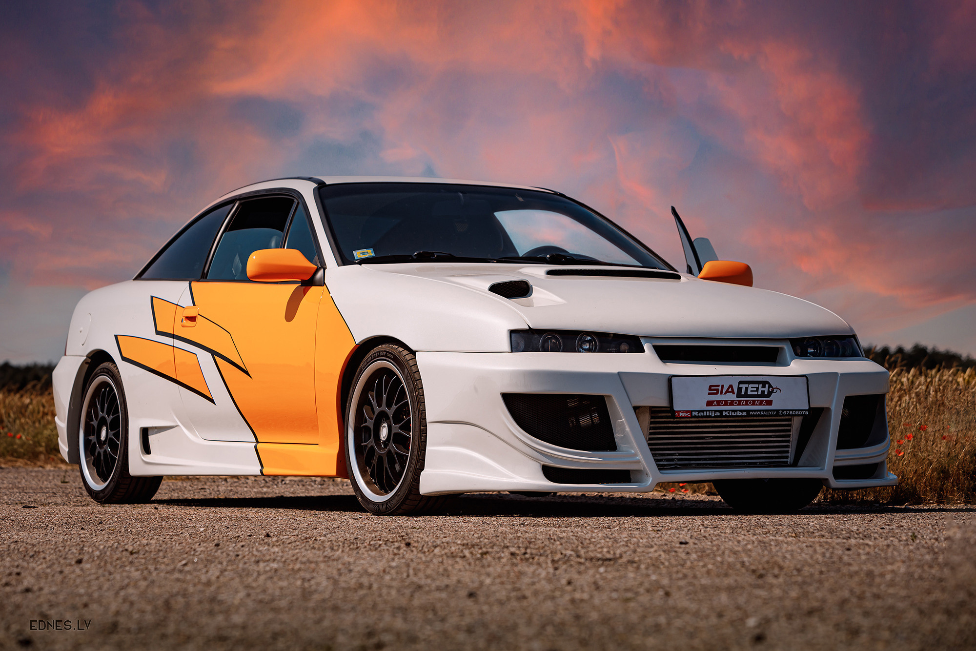 Opel Calibra. Photographer Eduard Nesterov