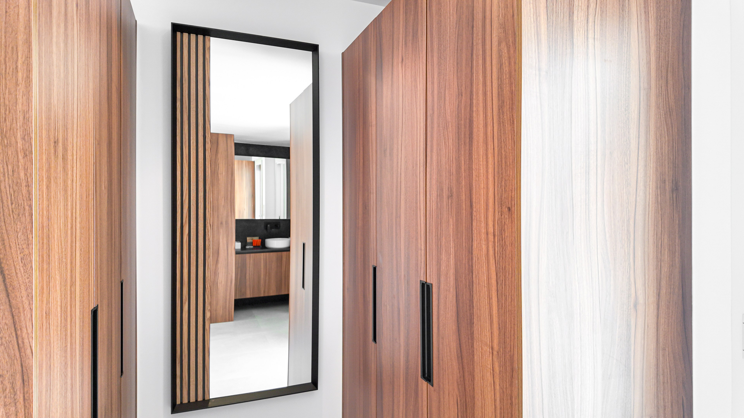 Villa LAKESIDE I’M GROUP. Baby Beast