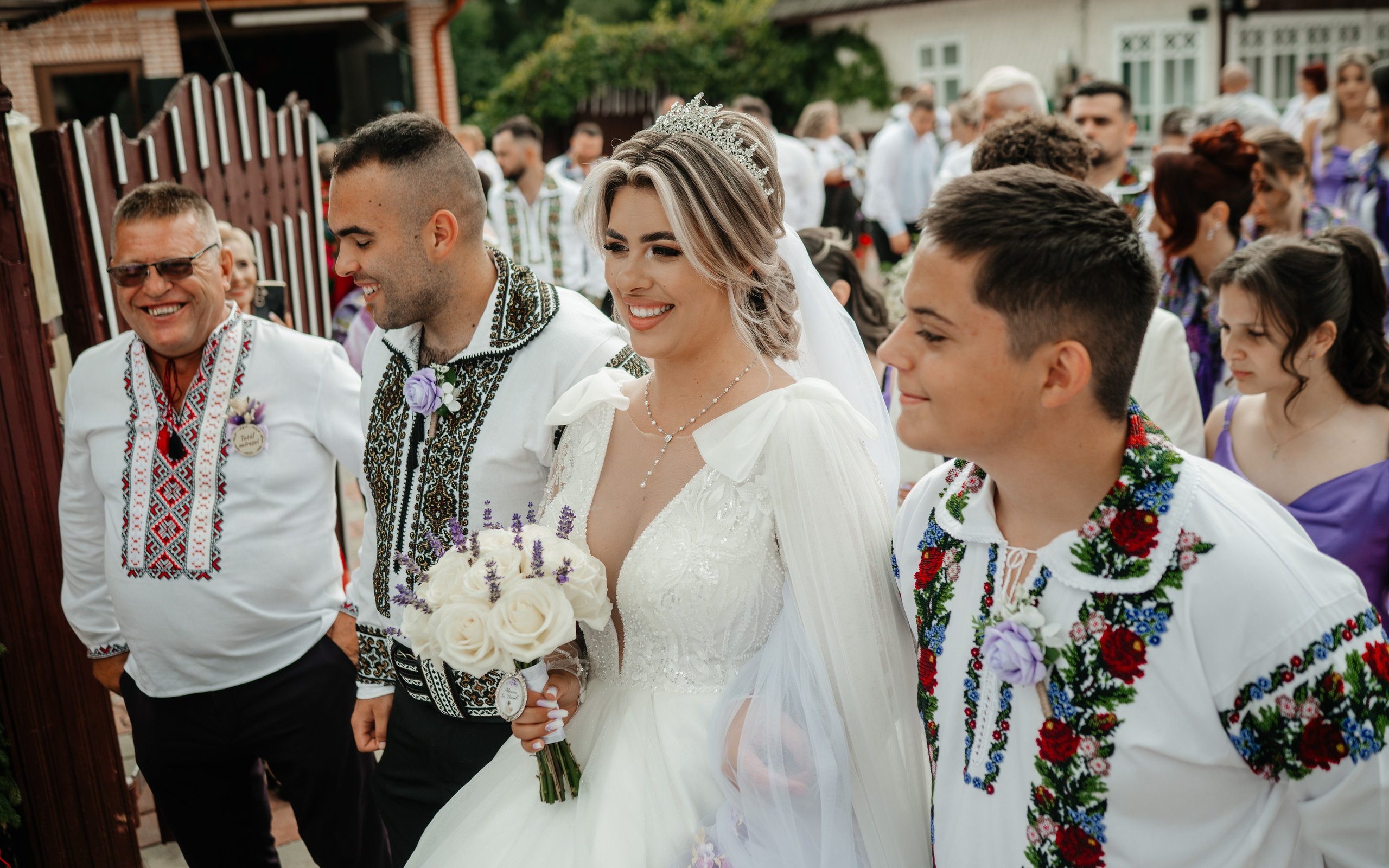 🤎 D a i a n a & D a n i e l - Wedding Day Preview. Wedding & Family Photographer