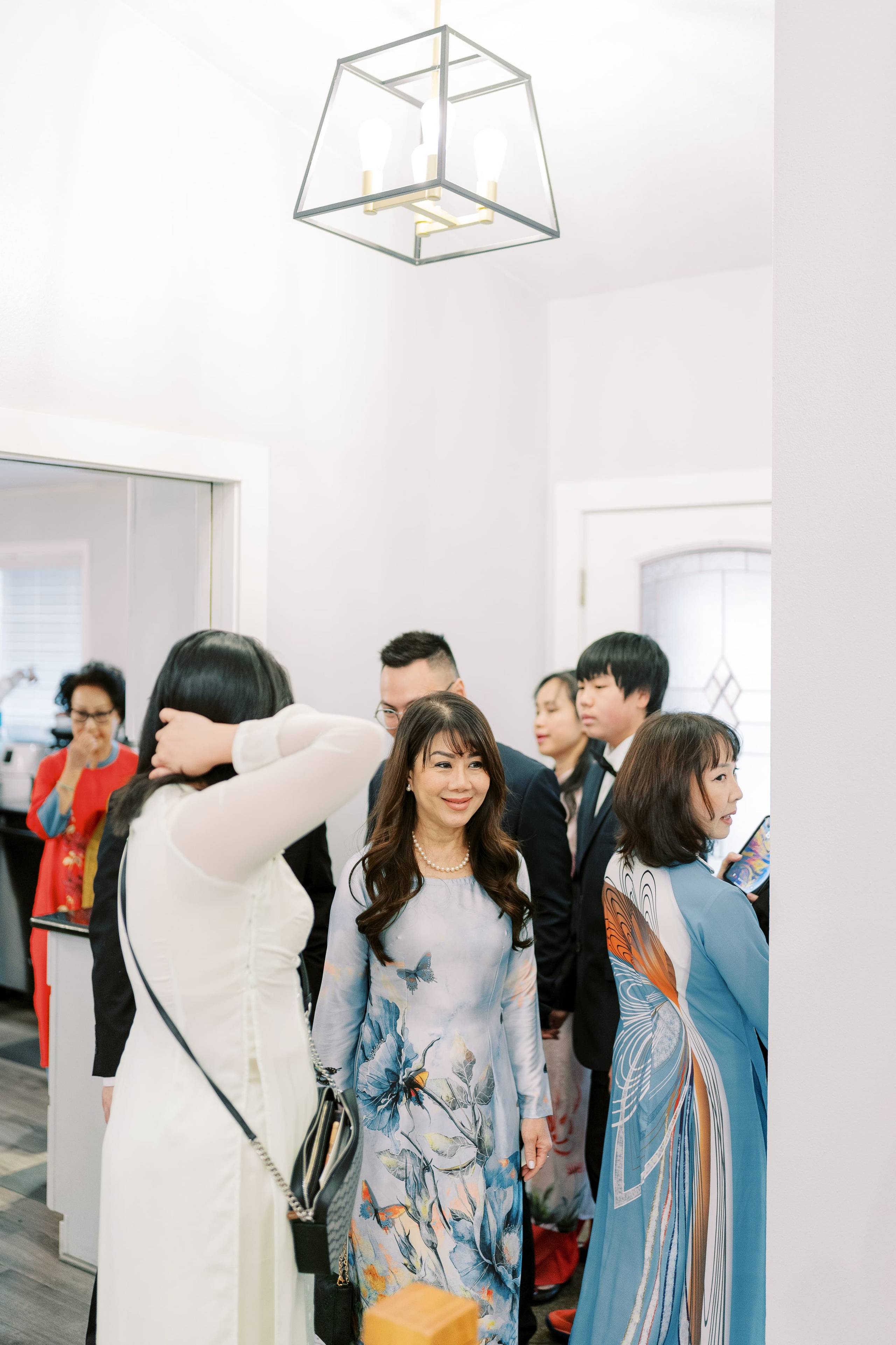Vietnamese Tea Ceremony. Bellevue, WA. July 2024. EVAN ARISTOV WEDDING PHOTOGRAPHY — Seattle Wedding Photographer