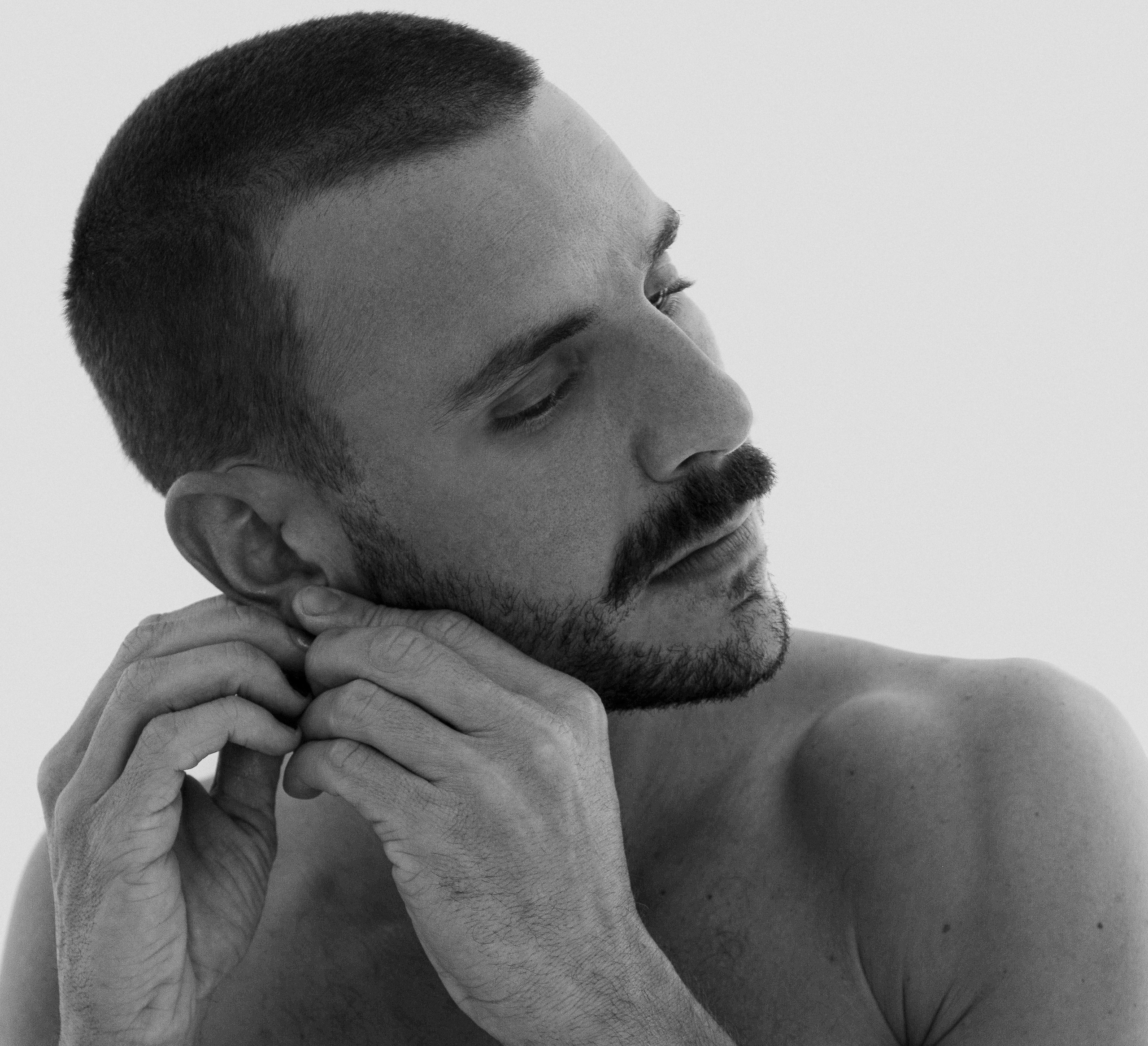 SYLVAIN. Photographe Karen Tatevosian