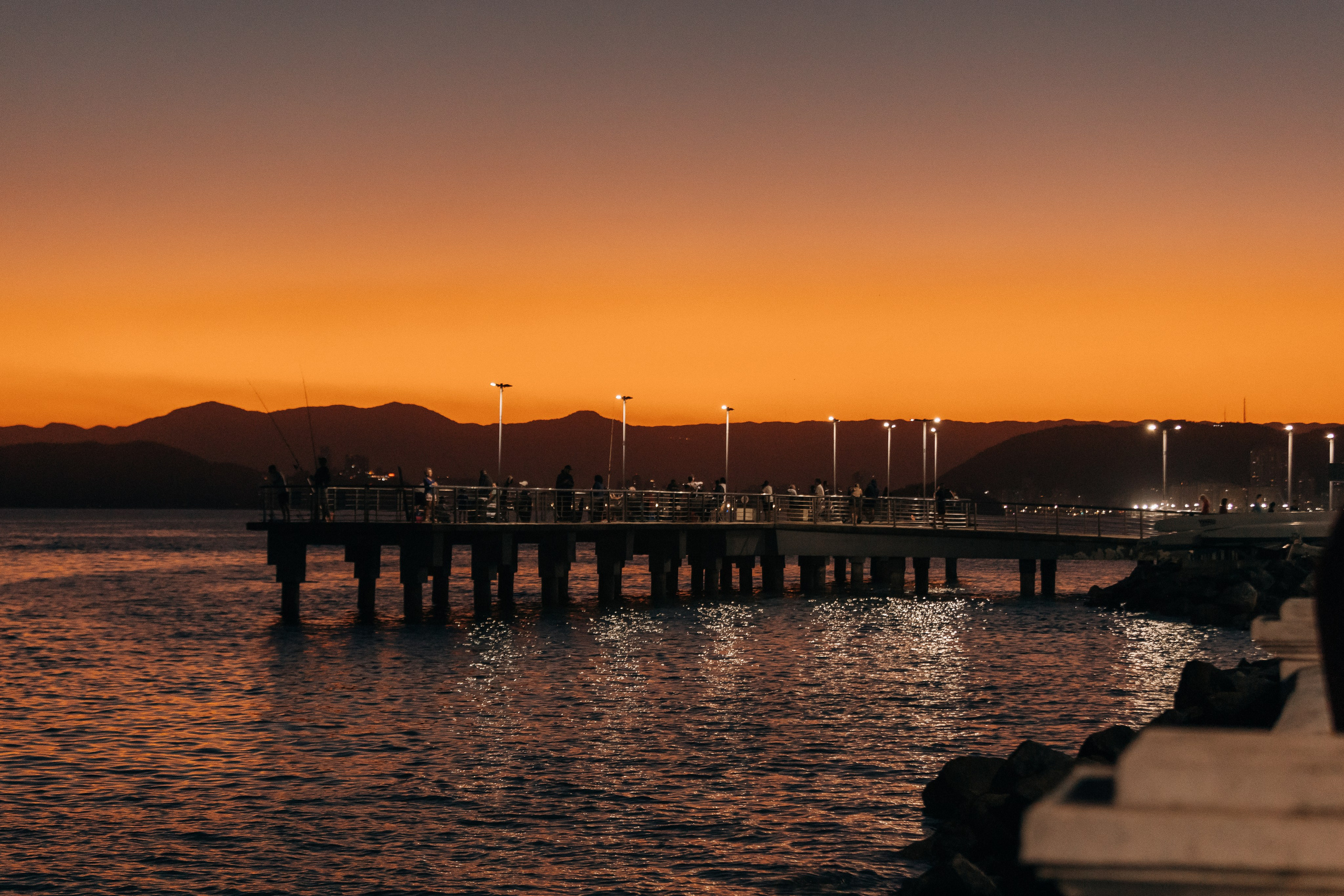 Por sol Sol — Ponta da Praia / Santos. Mareh Audiovisual