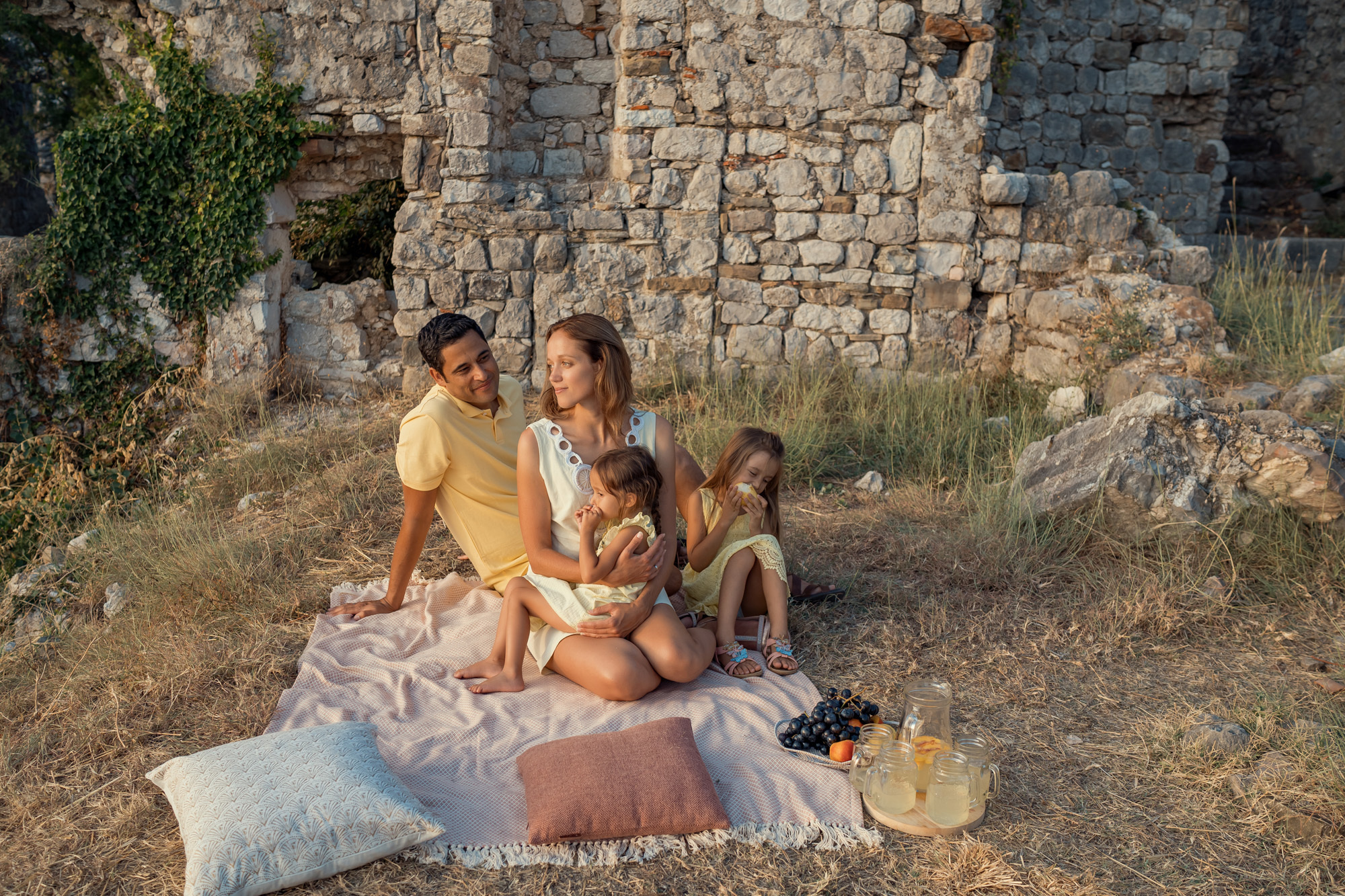 Familiephotosession i Gamlebyen i Bar