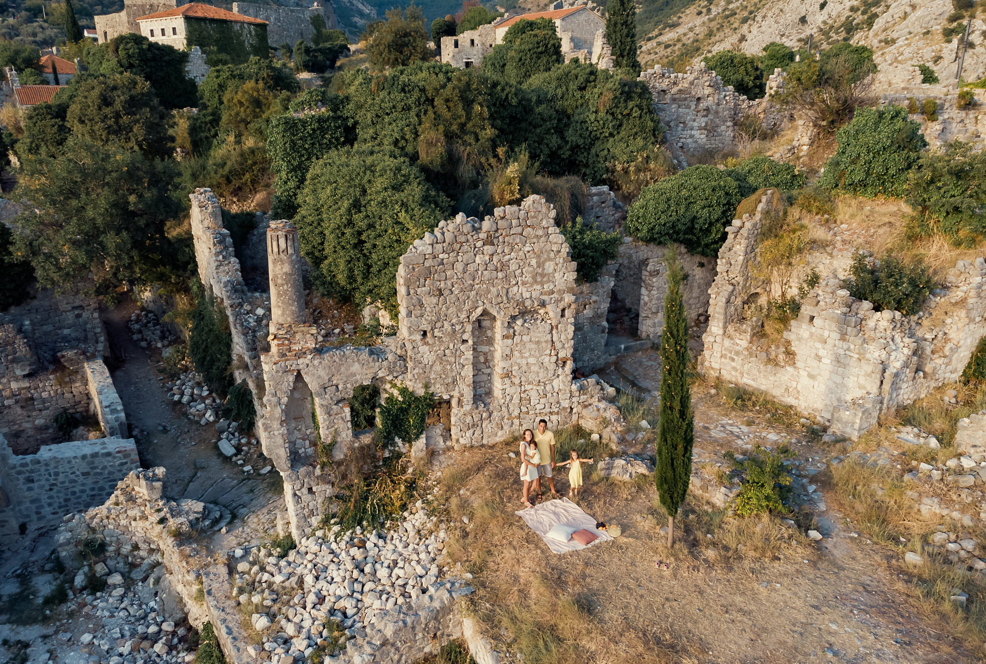 Familiephotosession i Gamlebyen i Bar