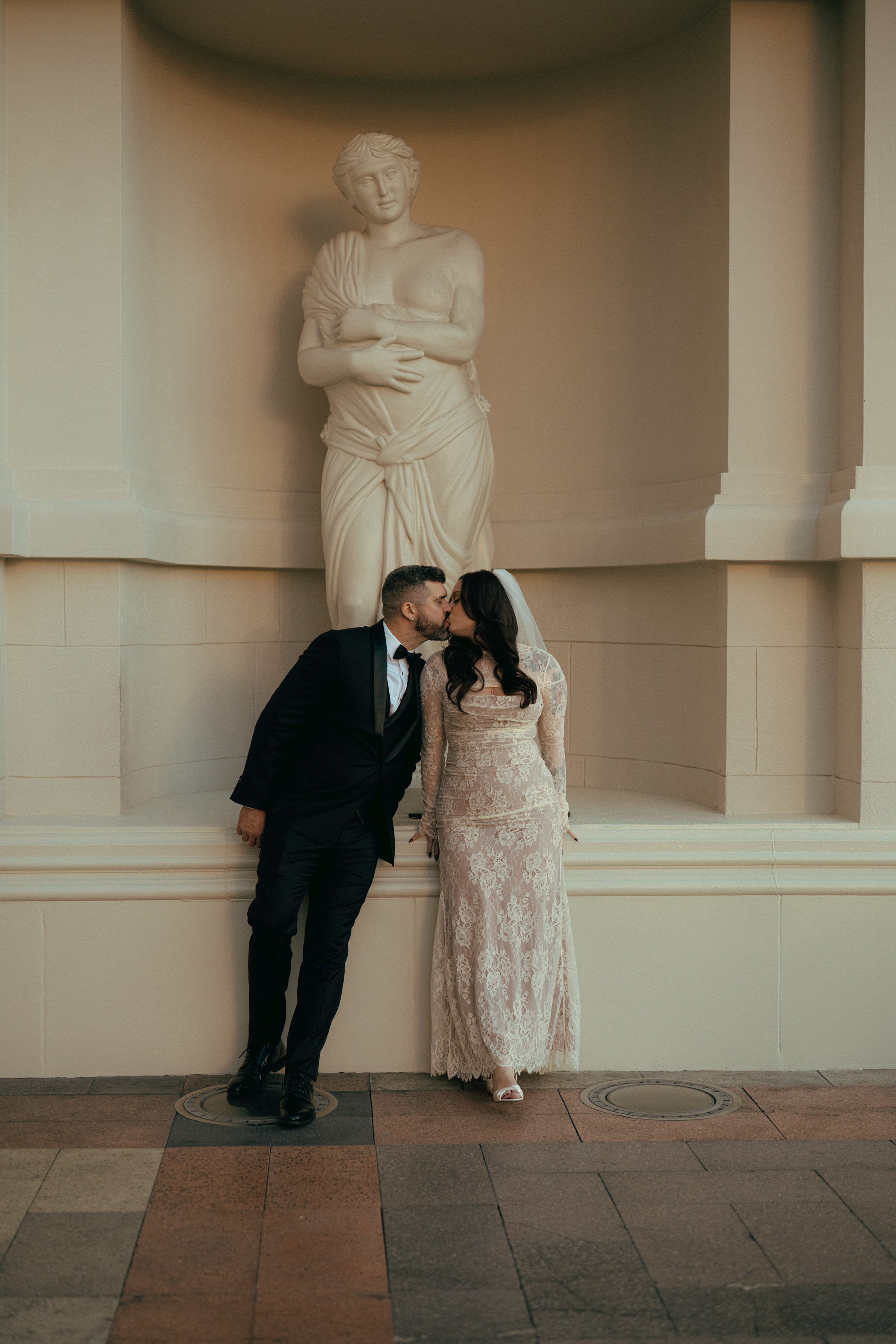 Brianna&Daniel. Wedding & elopement photographer Viktoriya Kravtsov. Las Vegas