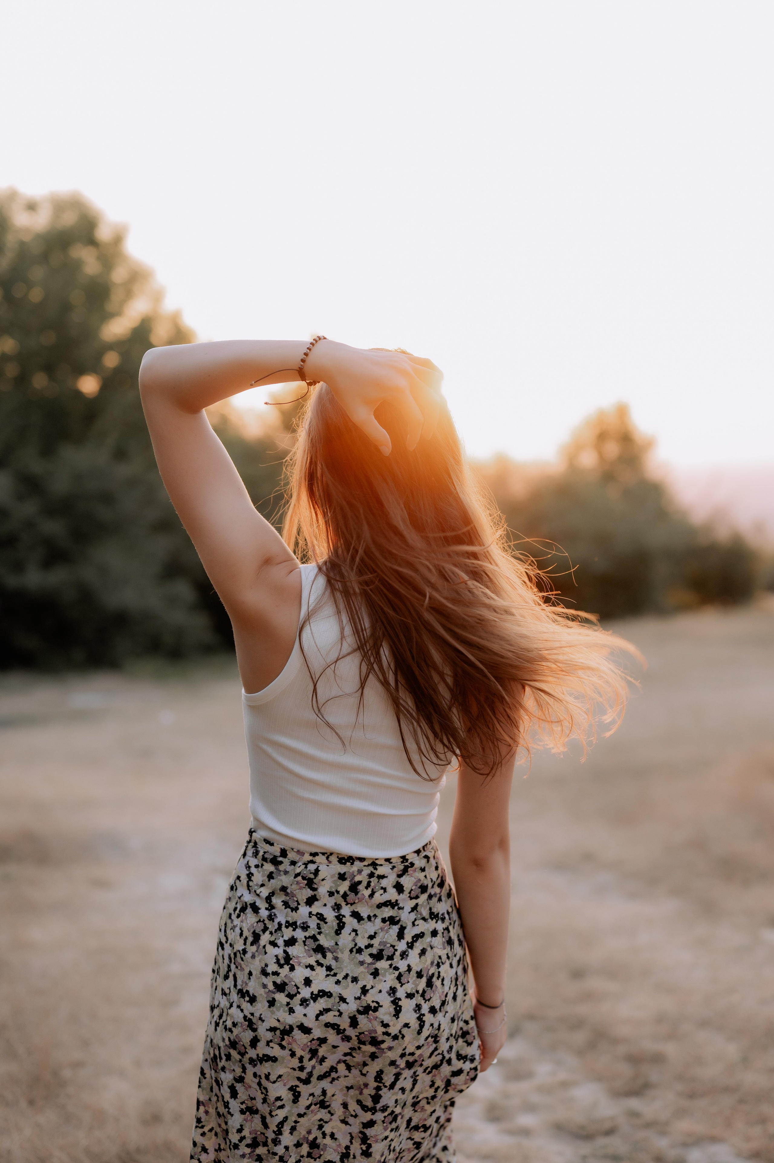 Sedinta foto in natura la apus. Proud Vision Weddings | Wedding Photography & Film — Servicii profesionale Foto Video Nunta Iasi