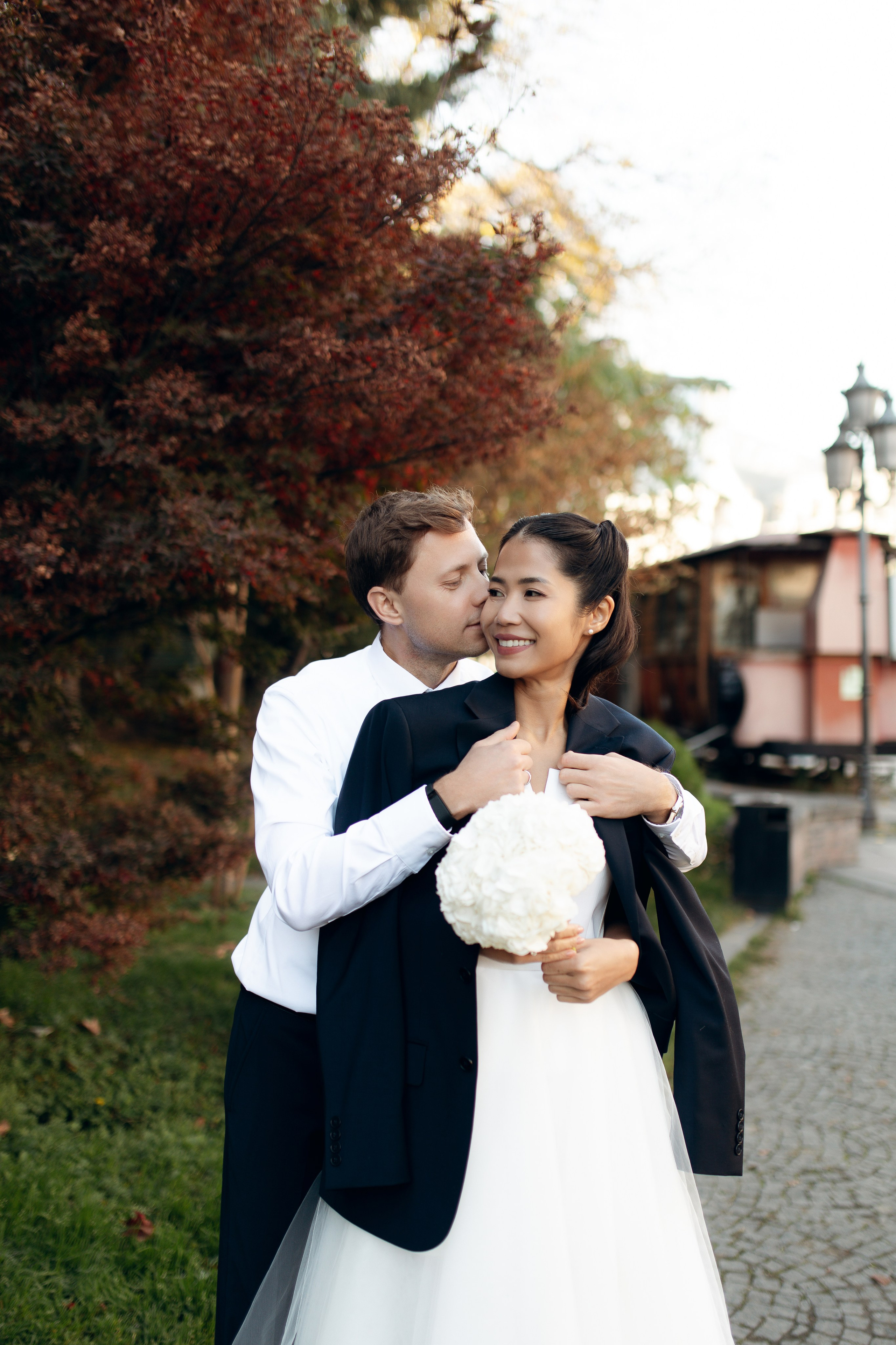 Yuri & Sara. Wedding photographer in Georgia