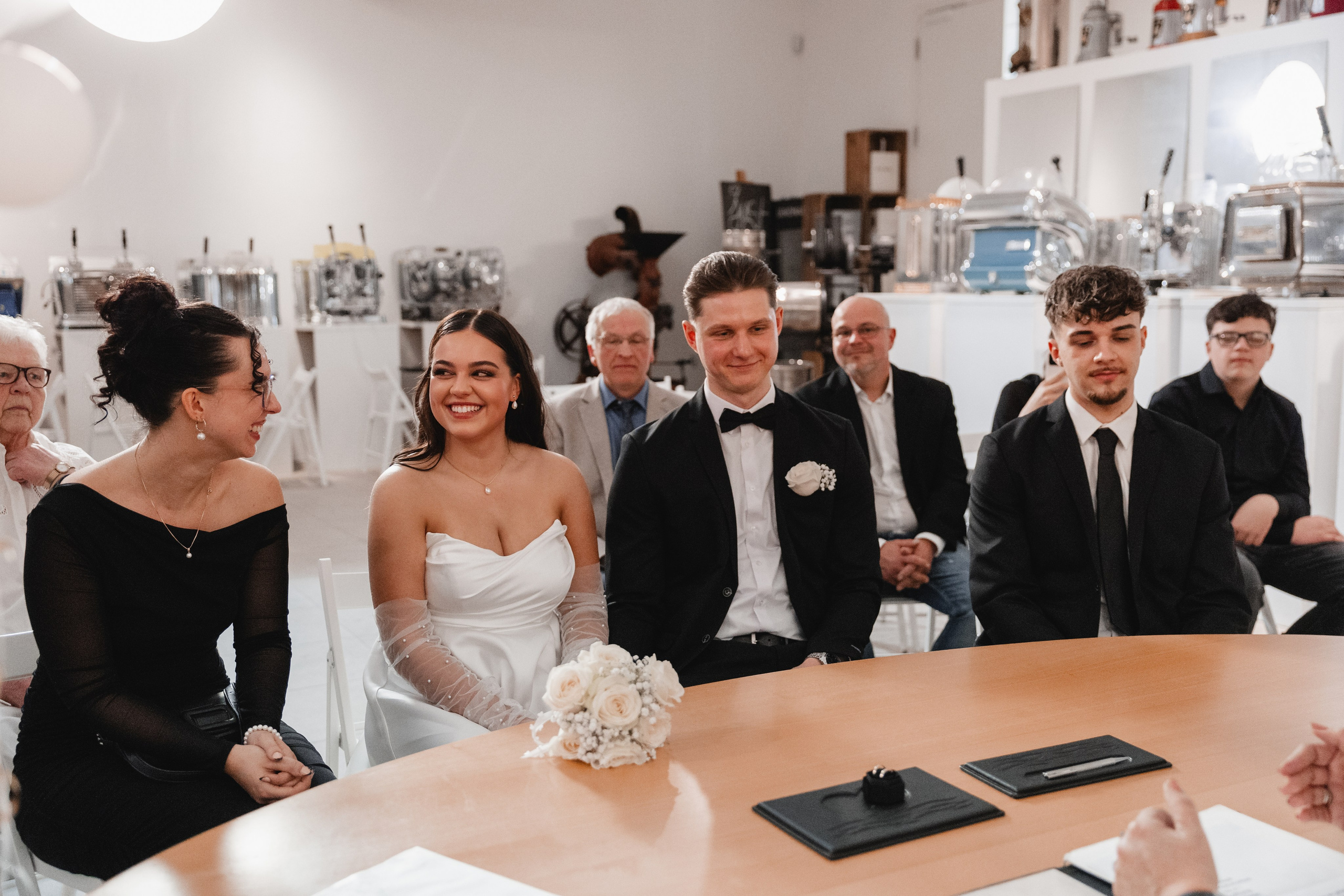 Standesamtliche Hochzeit im Kubus Bochum – Sophie & Martin. Hochzeitsfotografie |Hochzeitsfotograf Bochum | Hochzeitsfotograf Dortmund | Hochzeitsfotograf Essen | Hochzeitsfotograf Ruhrgebiet