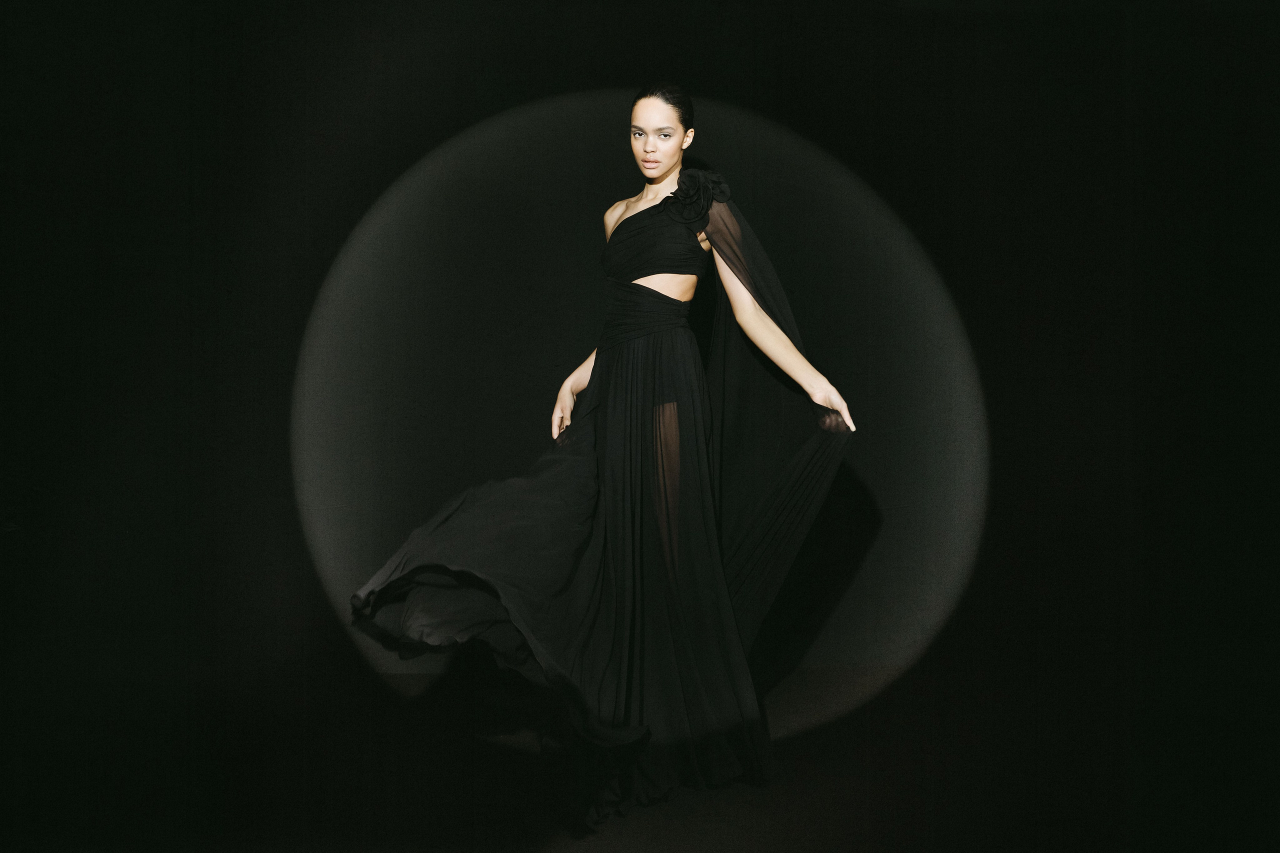 Elie Saab FW 24/25. Алина Ефимова — ретушёр (beaty, fashion, product)