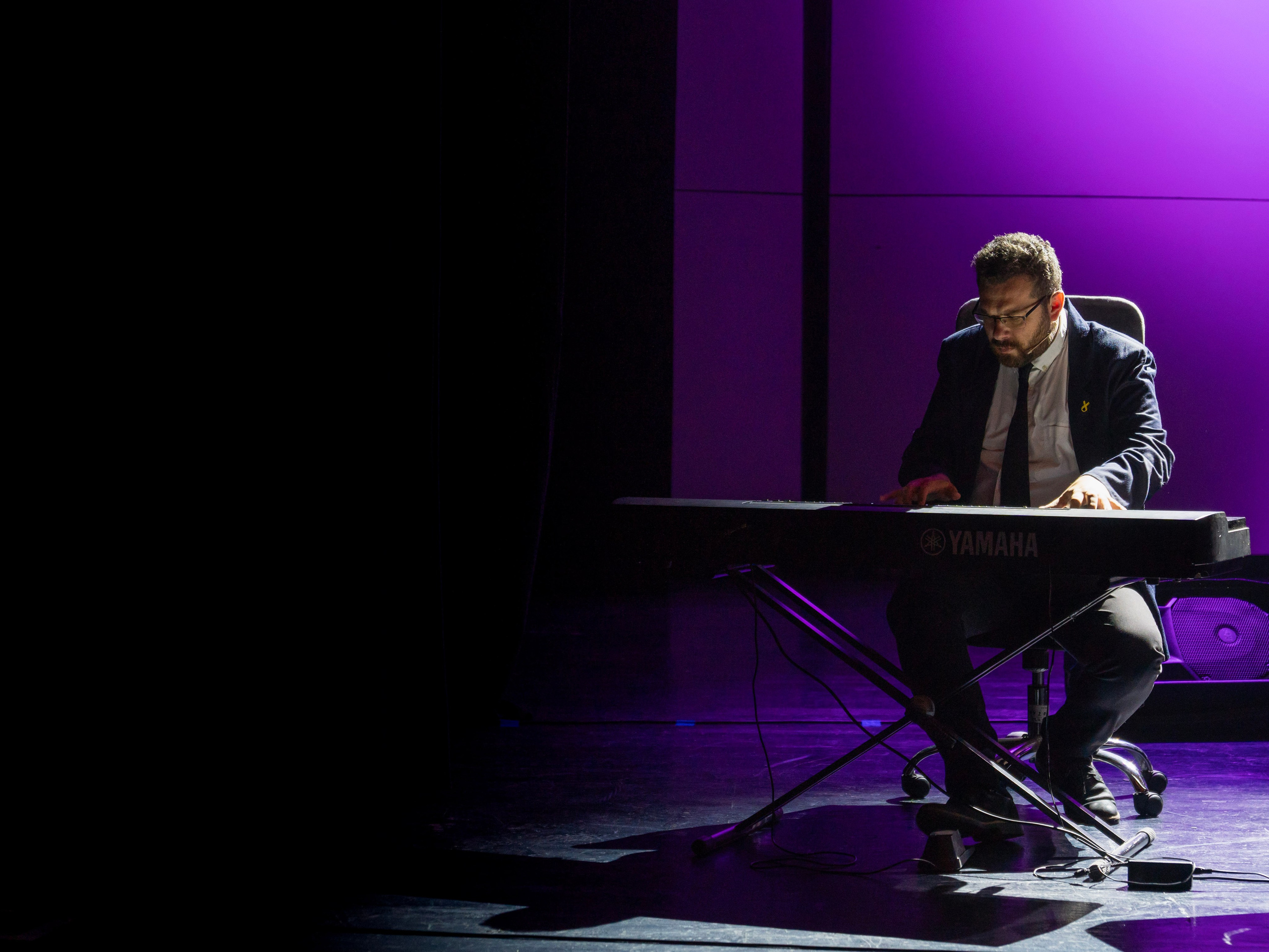 SymFunny. Art and outdoor photography