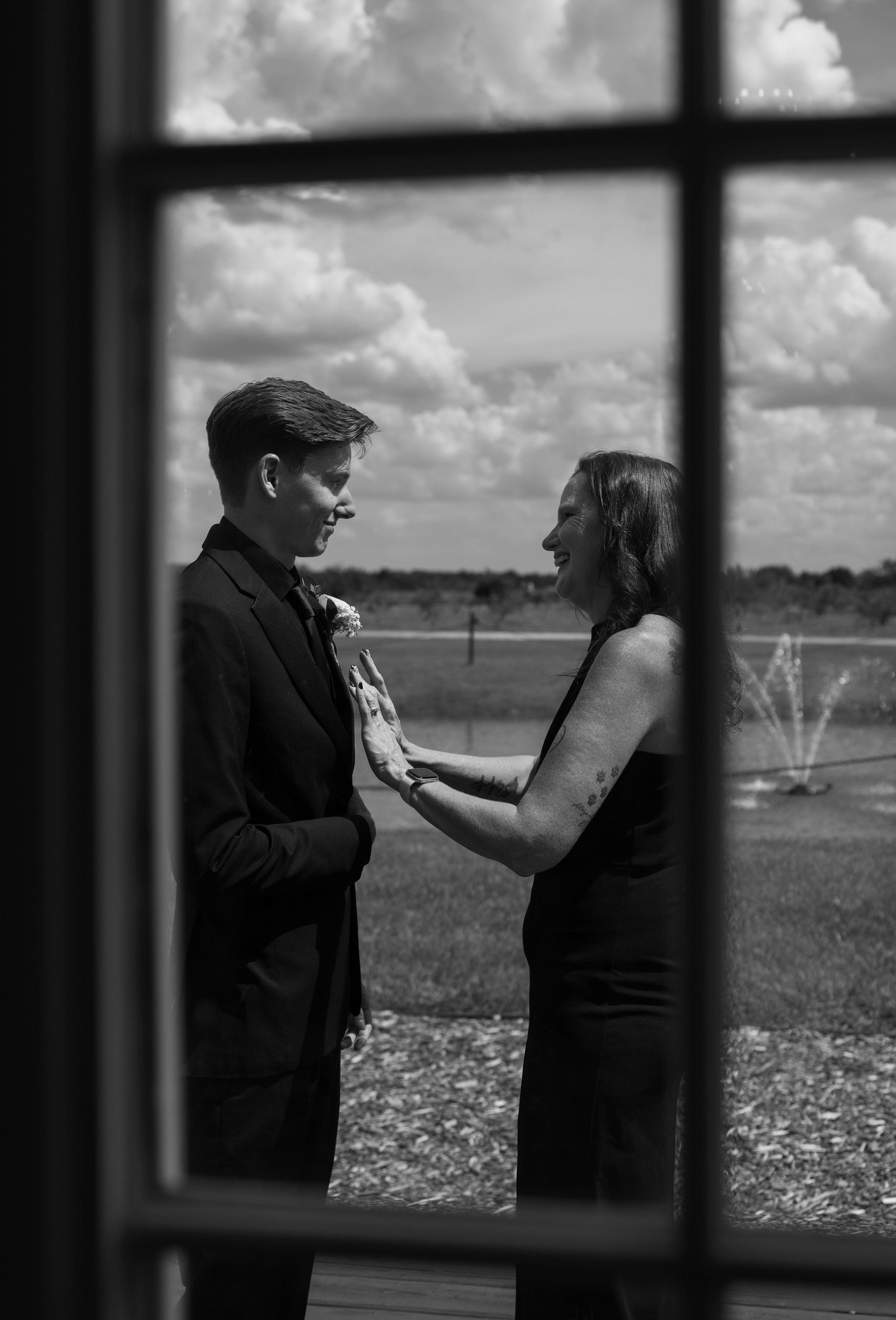 Alexsa and Robert. Ever After Farm Peach. Photographer Anastasia Nagibina