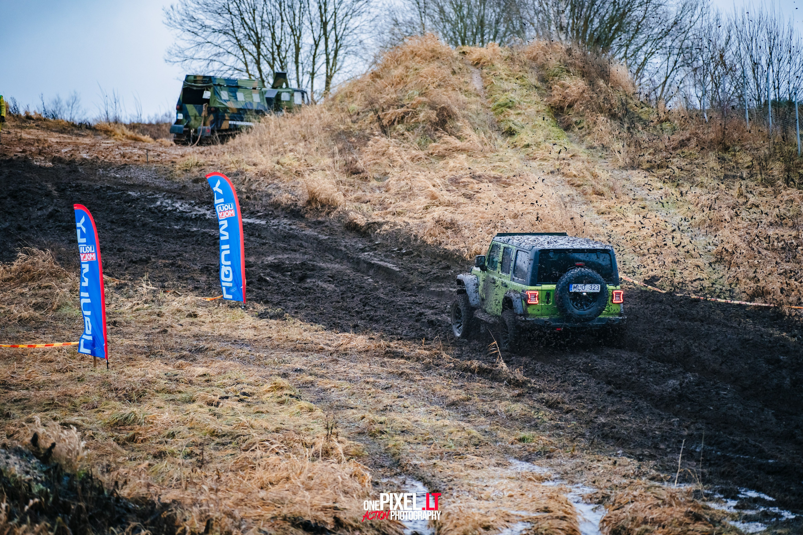 OFFROAD Parkas 2023. OnePIXEL