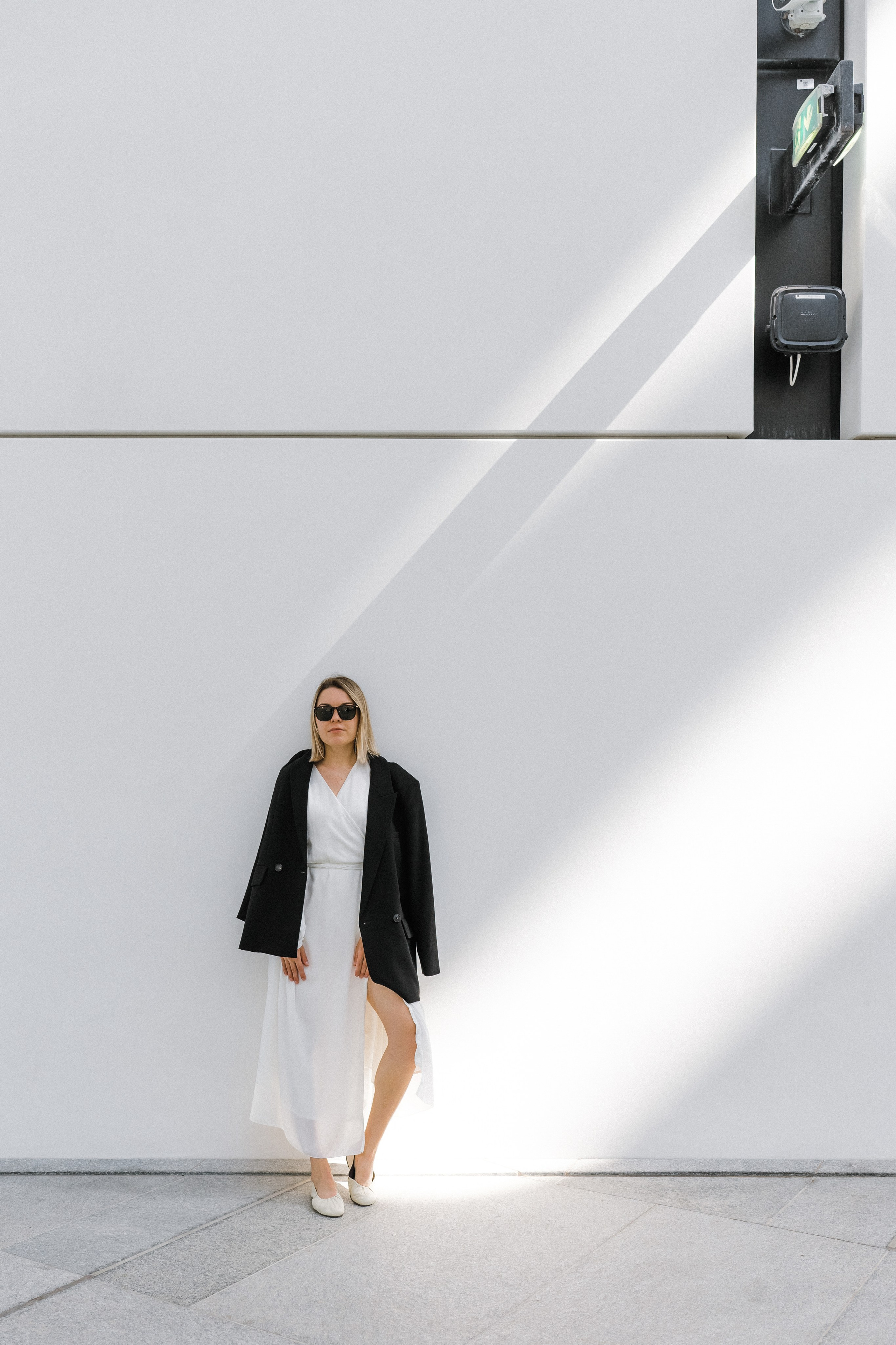 Louvre Dima, Dasha and Artemy. Professional Photographer Abu Dhabi, Dubai — Yulia Ismoilova | 2025